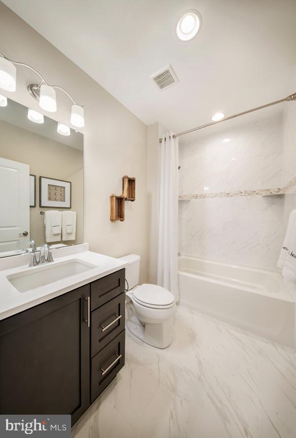 MAPLE RIDGE ESTATES - Residential