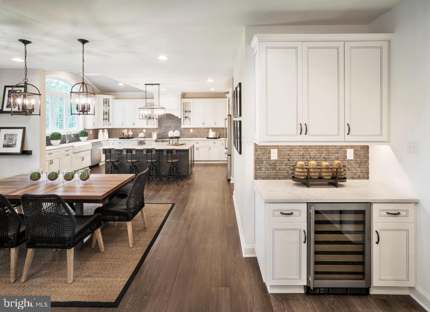 MAPLE RIDGE ESTATES - Residential