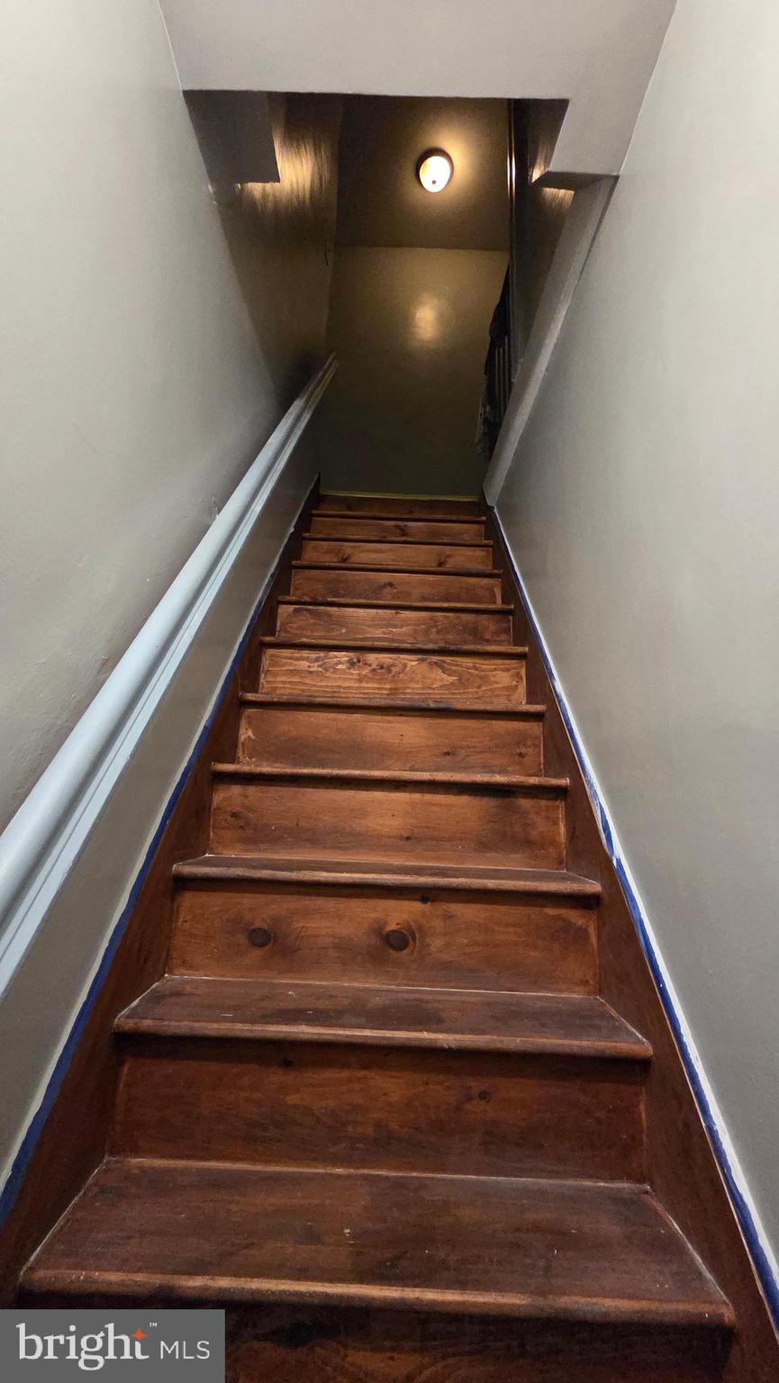 COBBS CREEK - Commercial Sale