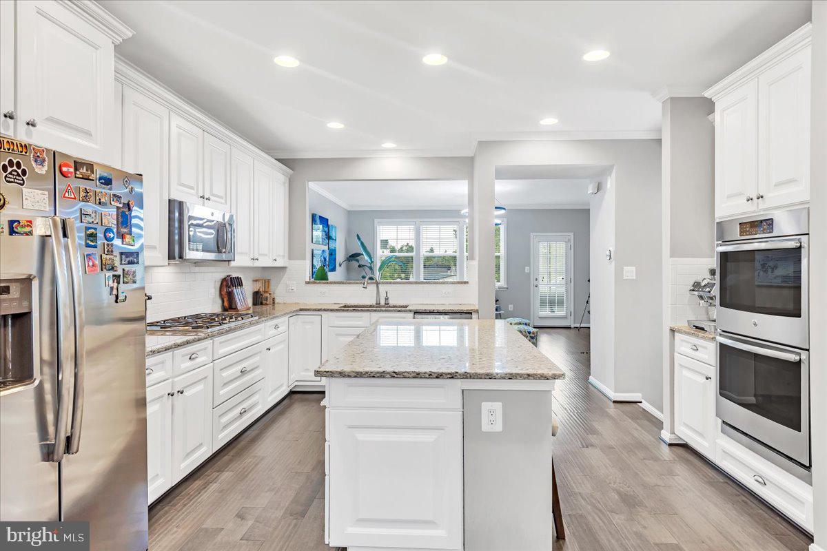 BELMONT ESTATES - Residential