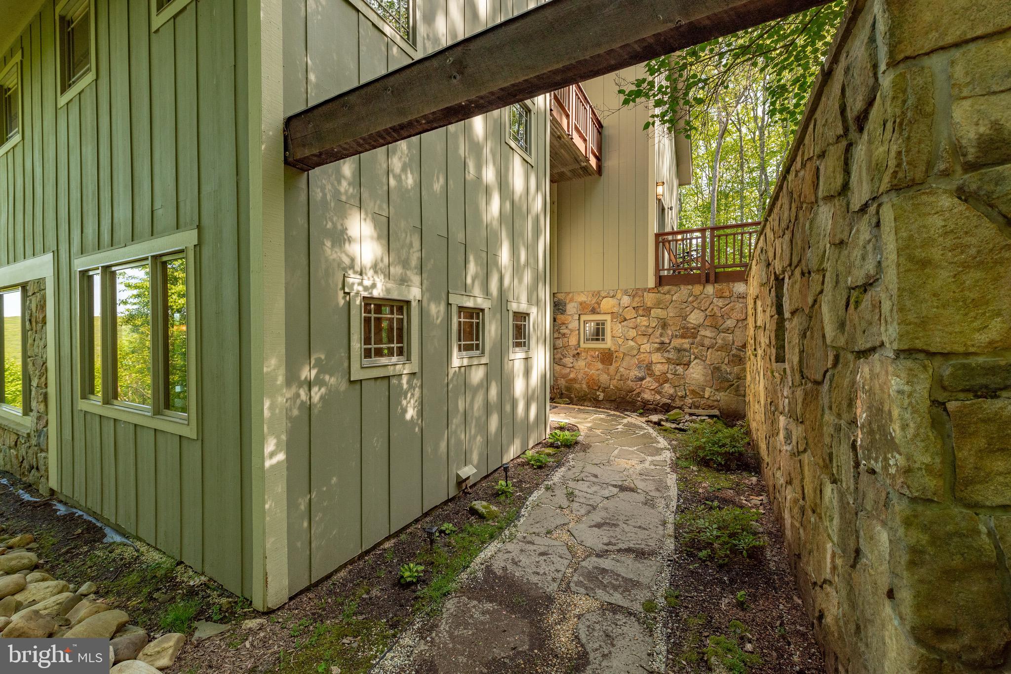 DEEP CREEK HIGHLANDS - Residential