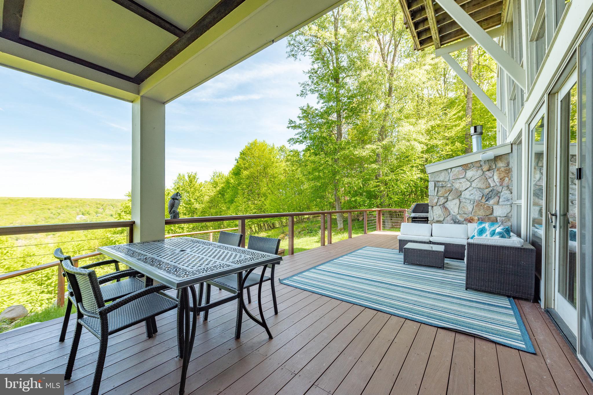 DEEP CREEK HIGHLANDS - Residential