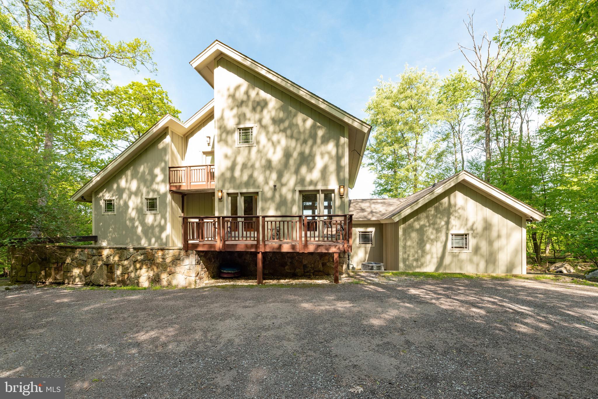 DEEP CREEK HIGHLANDS - Residential