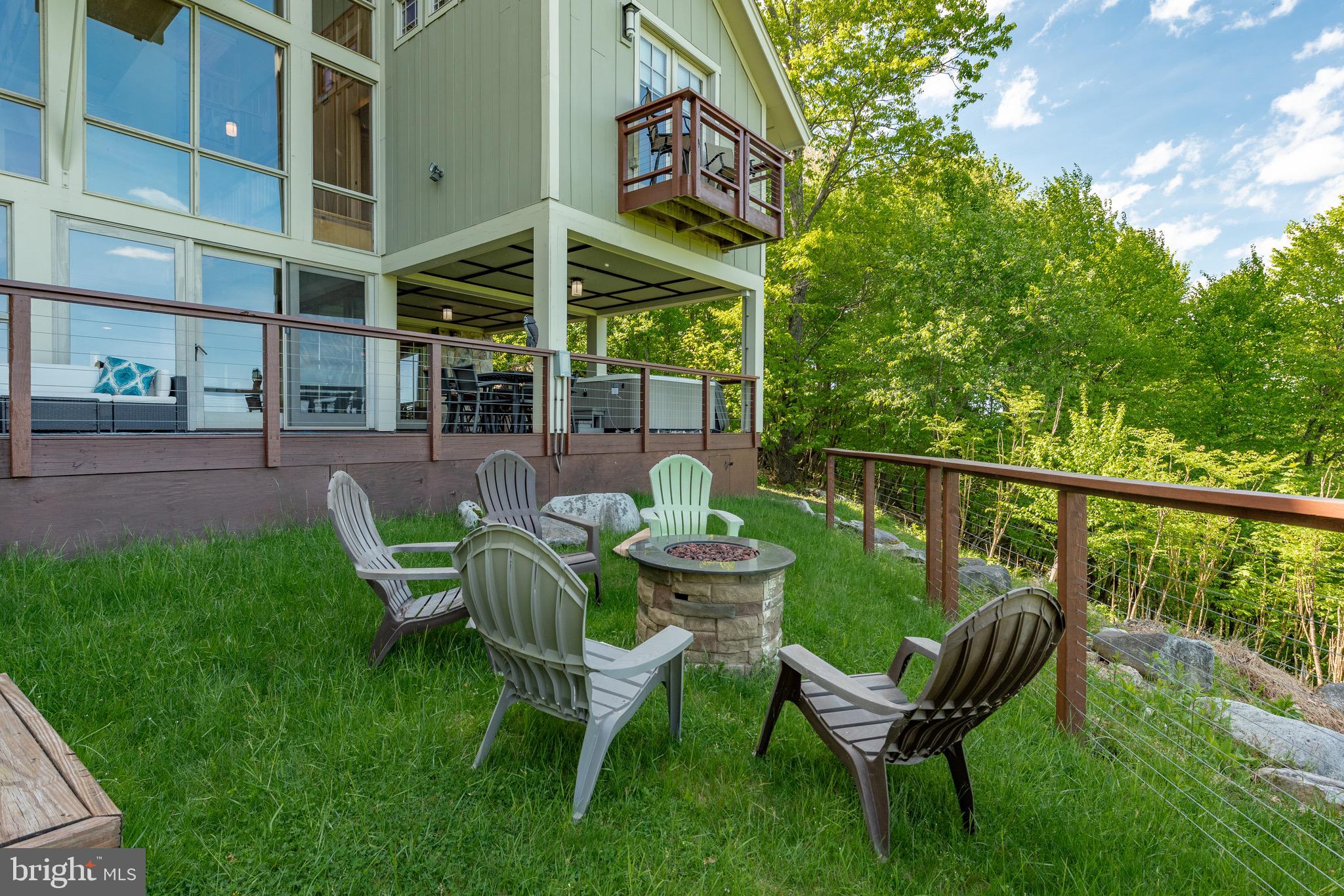 DEEP CREEK HIGHLANDS - Residential