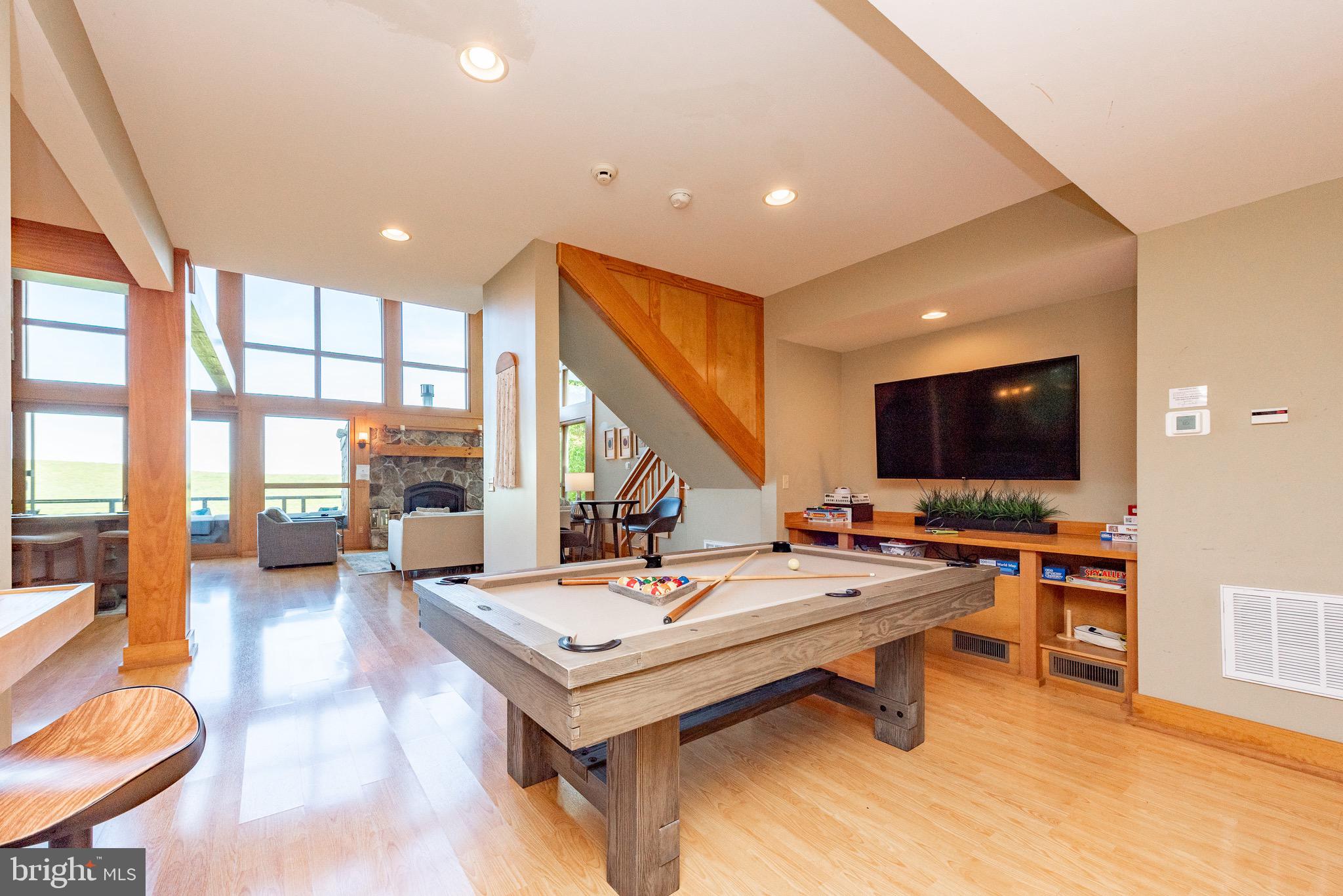 DEEP CREEK HIGHLANDS - Residential