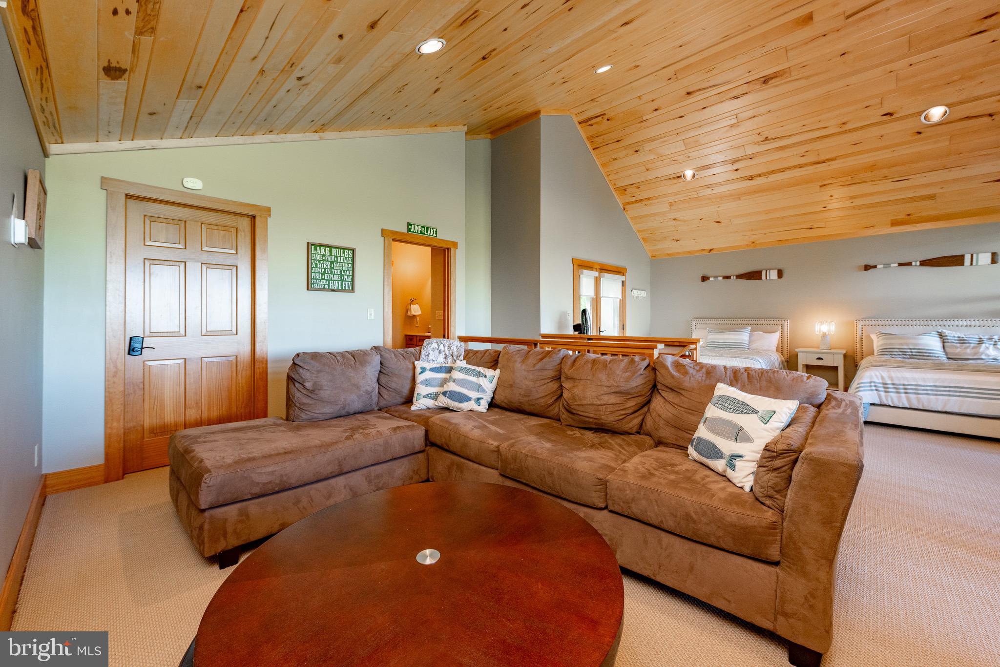 DEEP CREEK HIGHLANDS - Residential