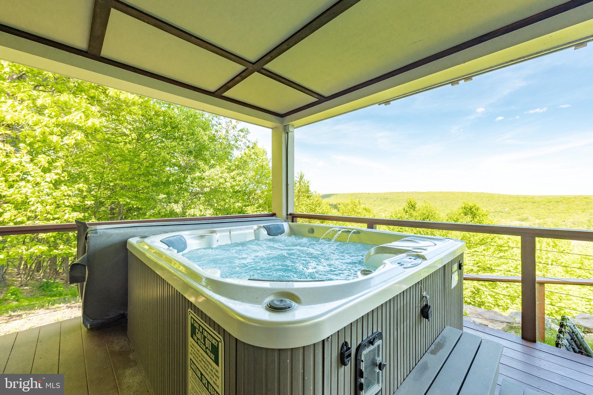 DEEP CREEK HIGHLANDS - Residential