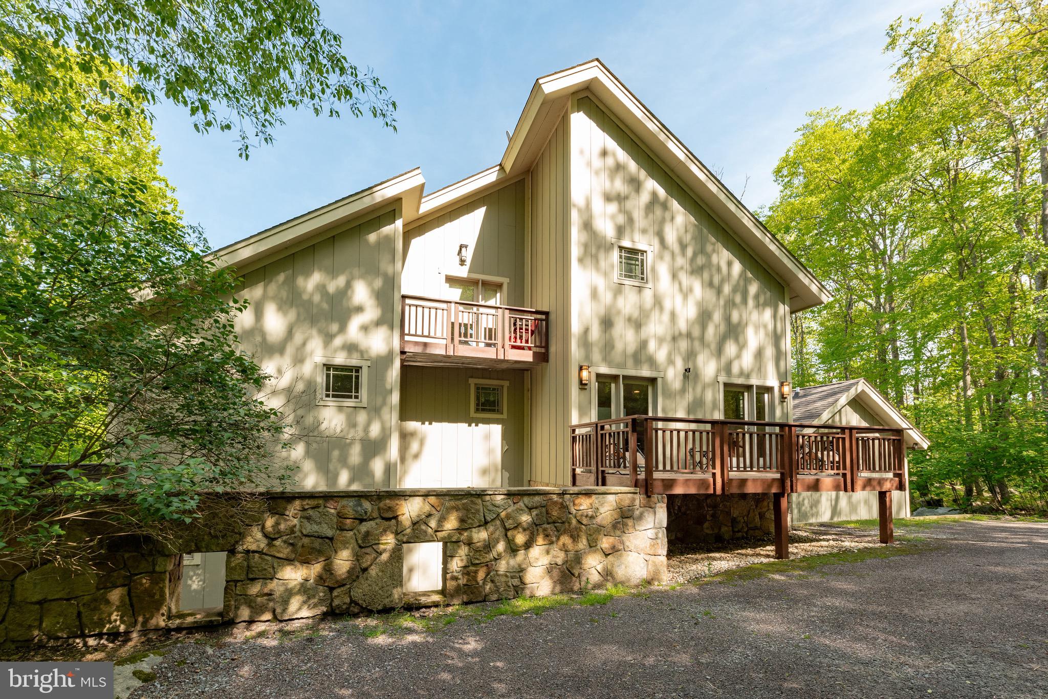 DEEP CREEK HIGHLANDS - Residential