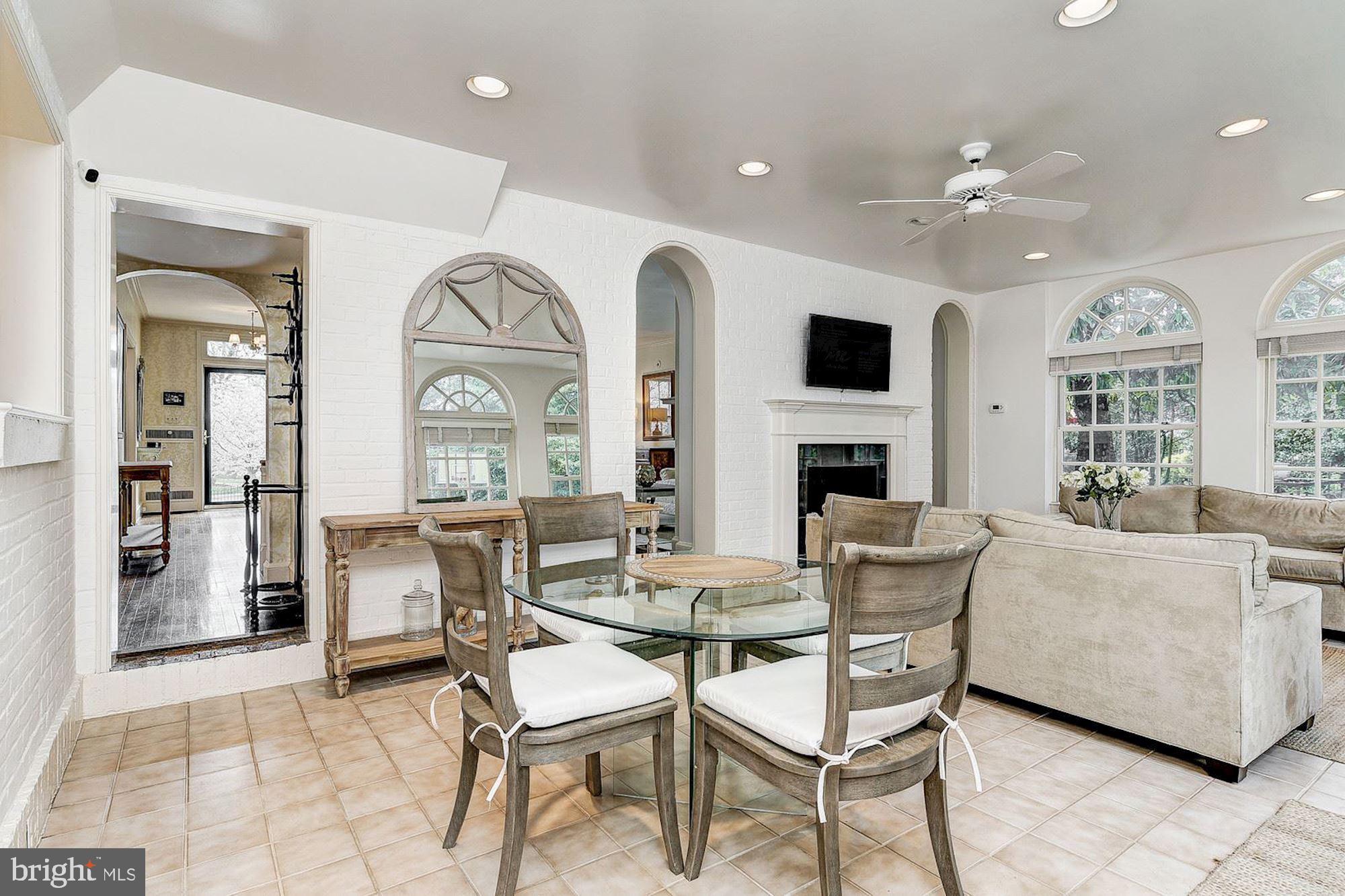 KENWOOD - Residential