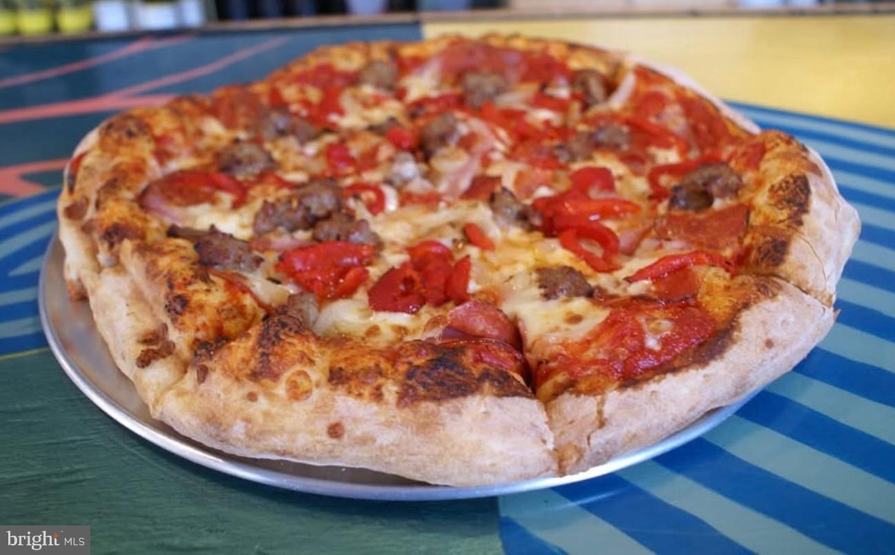 1143-1145 HOLLINS STREET