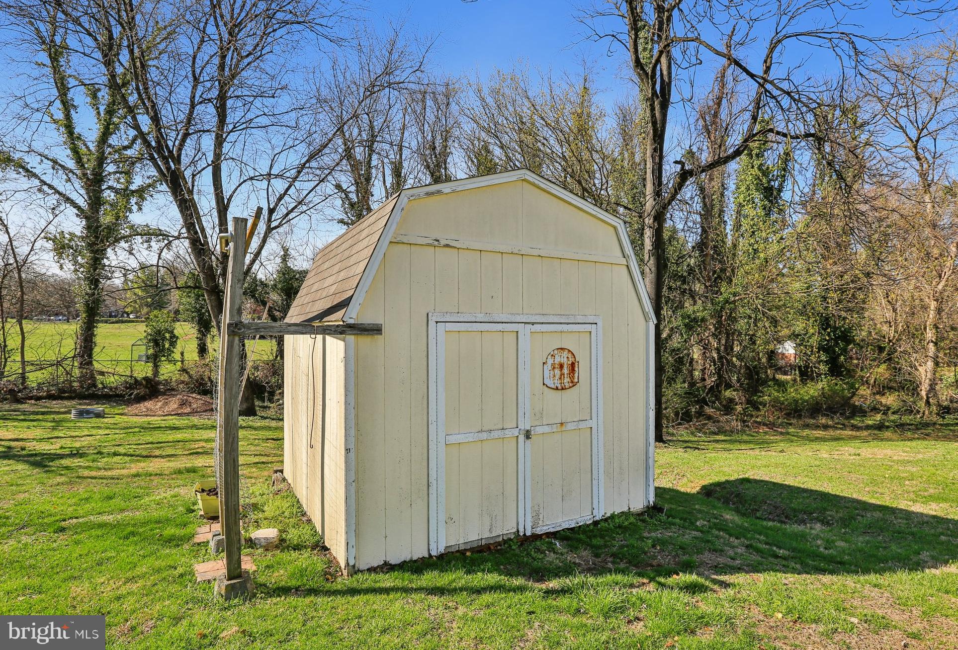 HAGERSTOWN - Residential