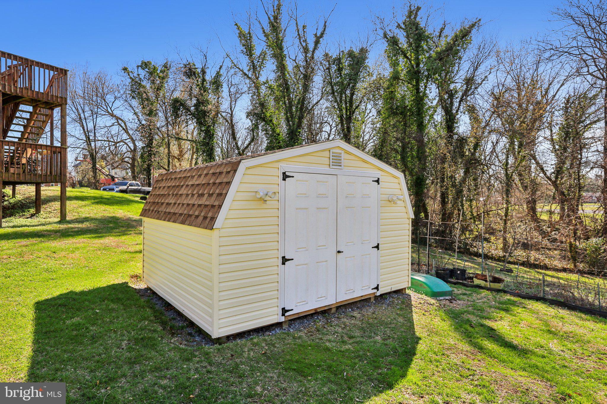 HAGERSTOWN - Residential