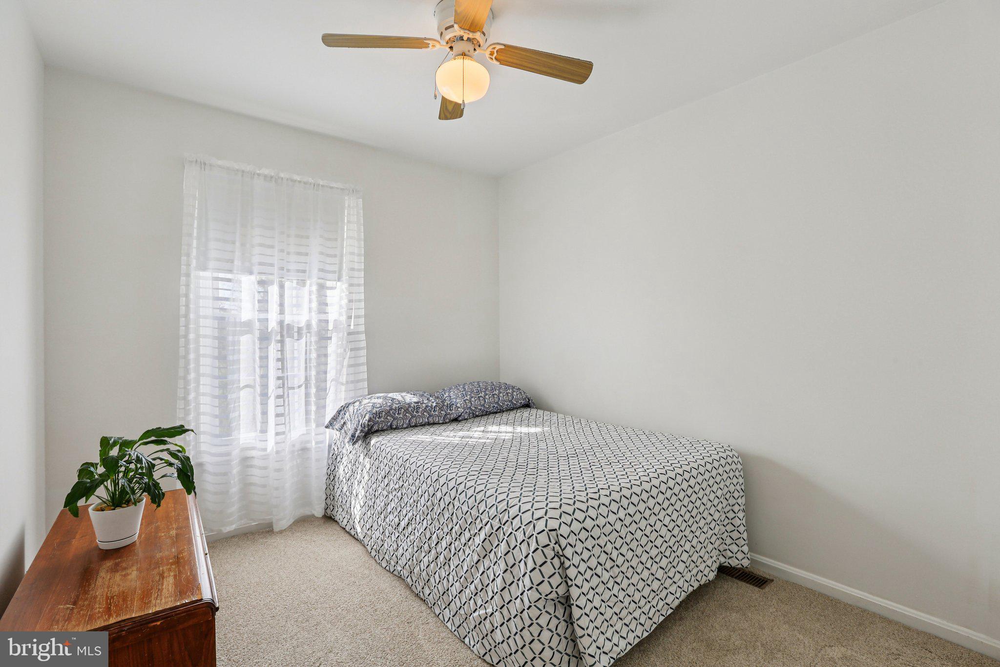 HAGERSTOWN - Residential