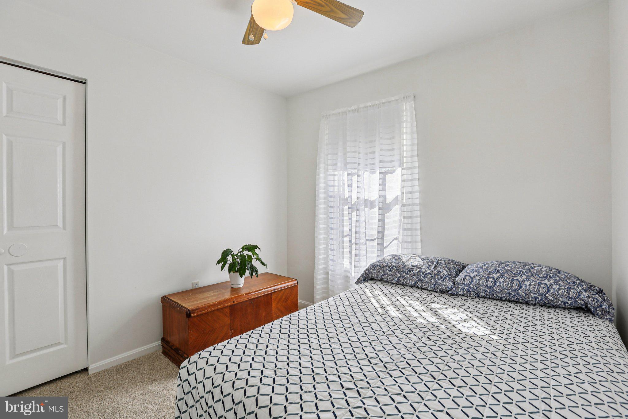 HAGERSTOWN - Residential