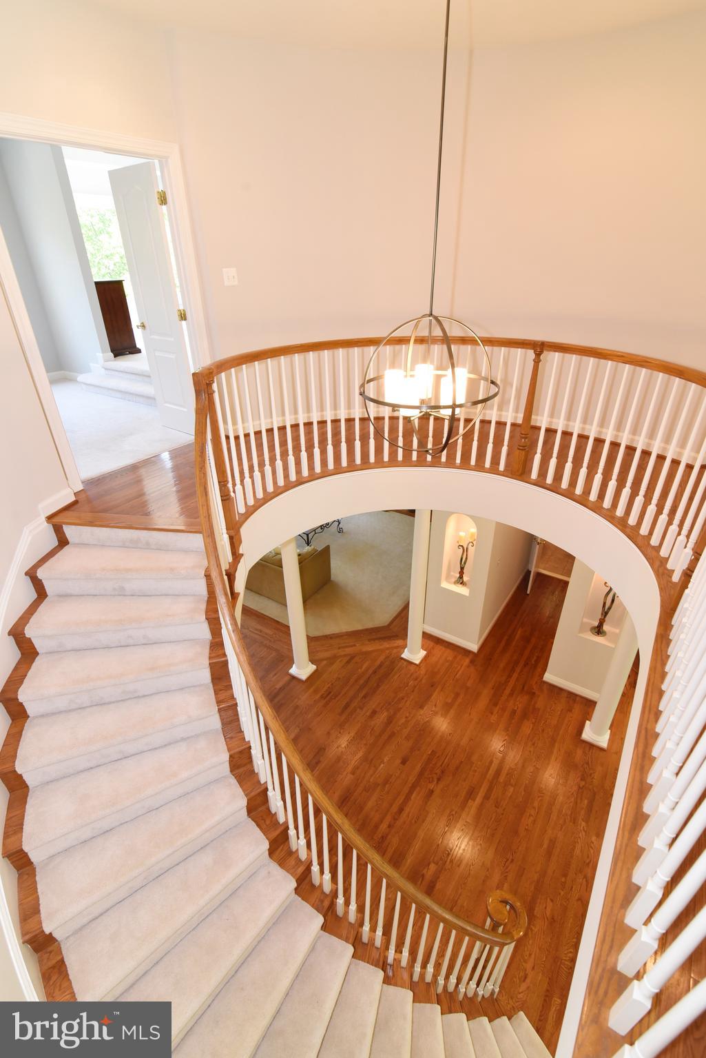 TIMBERLAKE ESTATES - Residential