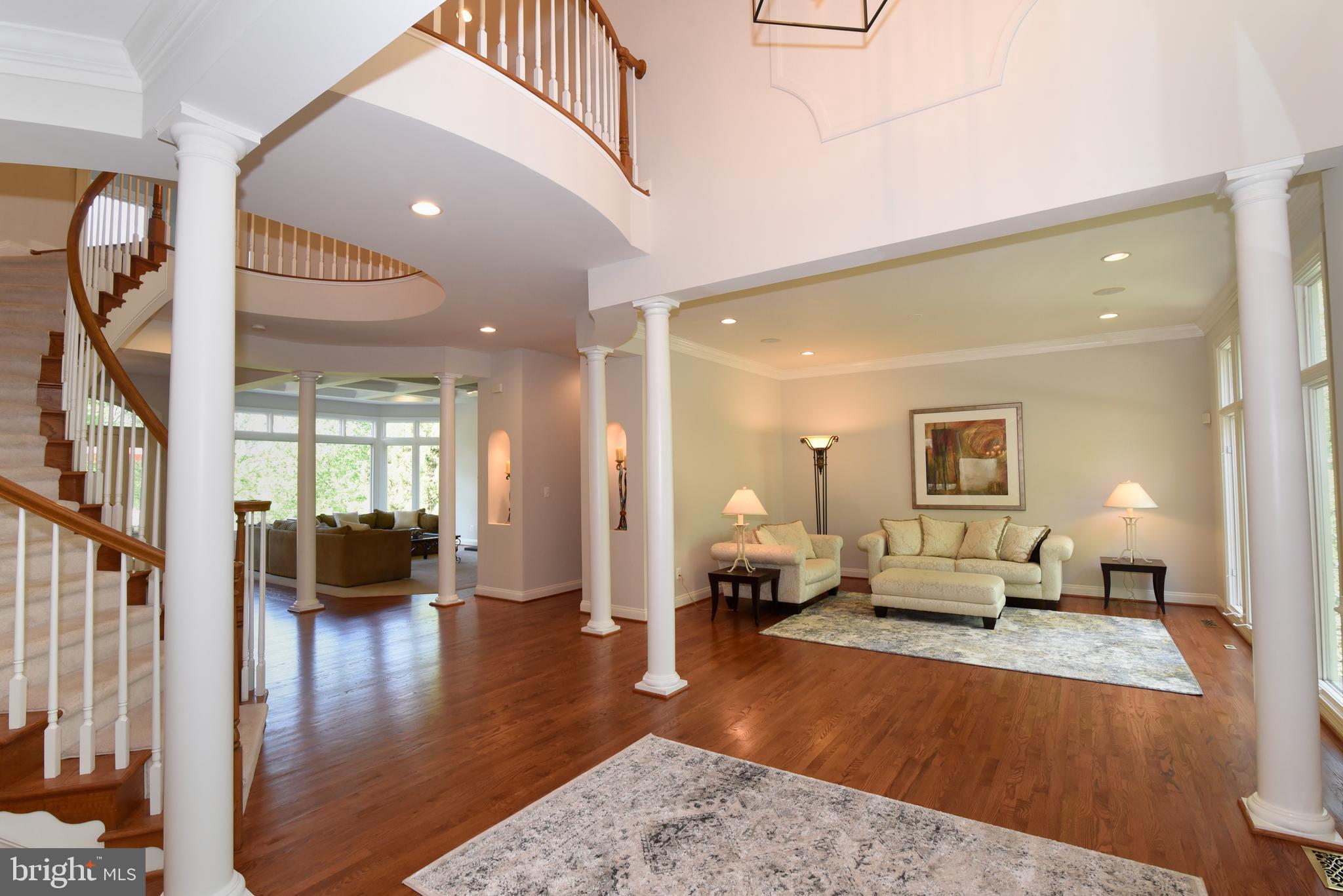 TIMBERLAKE ESTATES - Residential