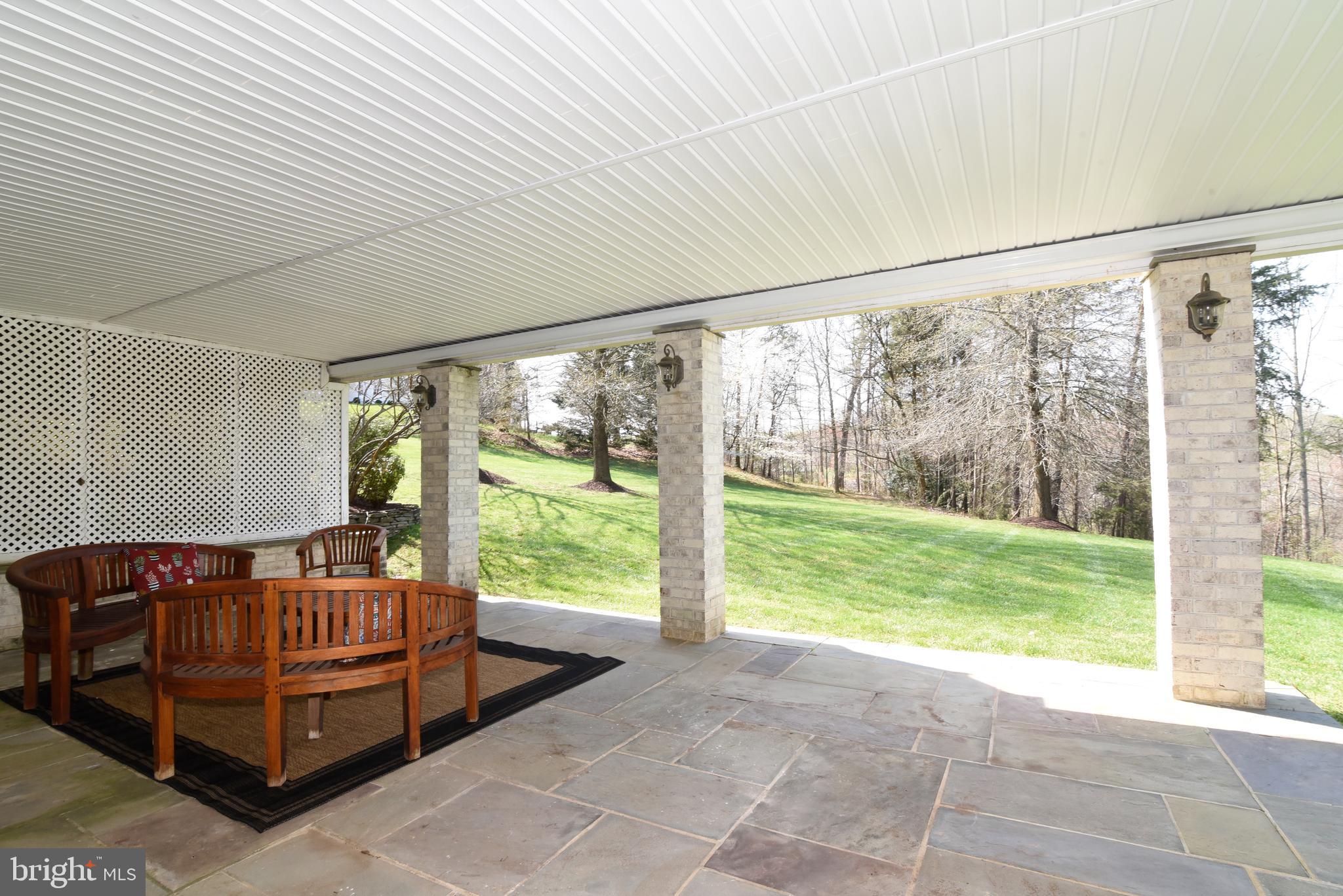 TIMBERLAKE ESTATES - Residential