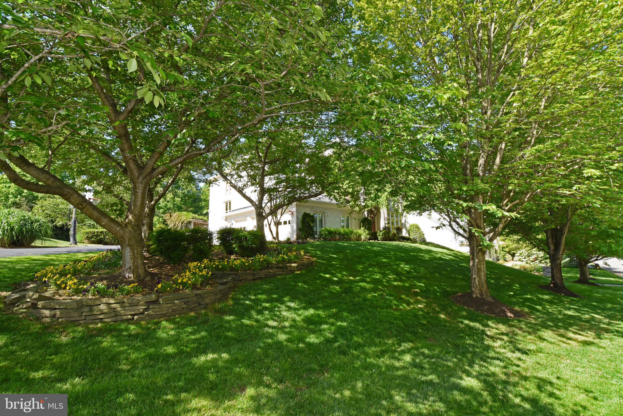 TIMBERLAKE ESTATES - Residential