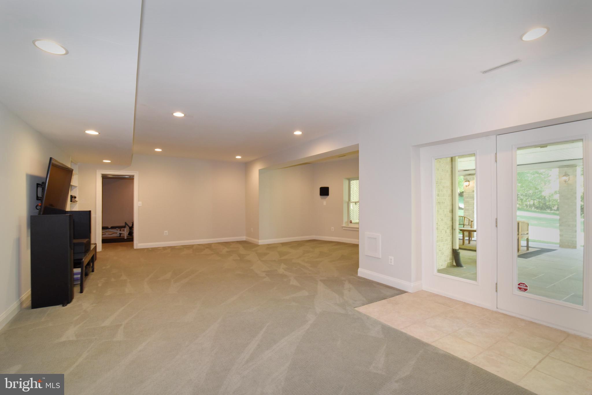 TIMBERLAKE ESTATES - Residential