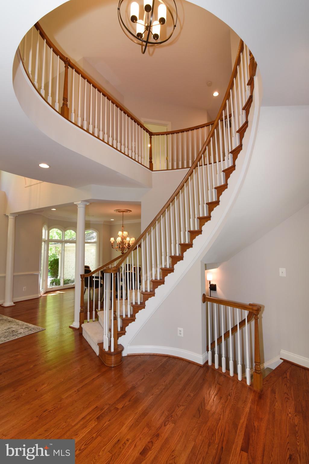 TIMBERLAKE ESTATES - Residential