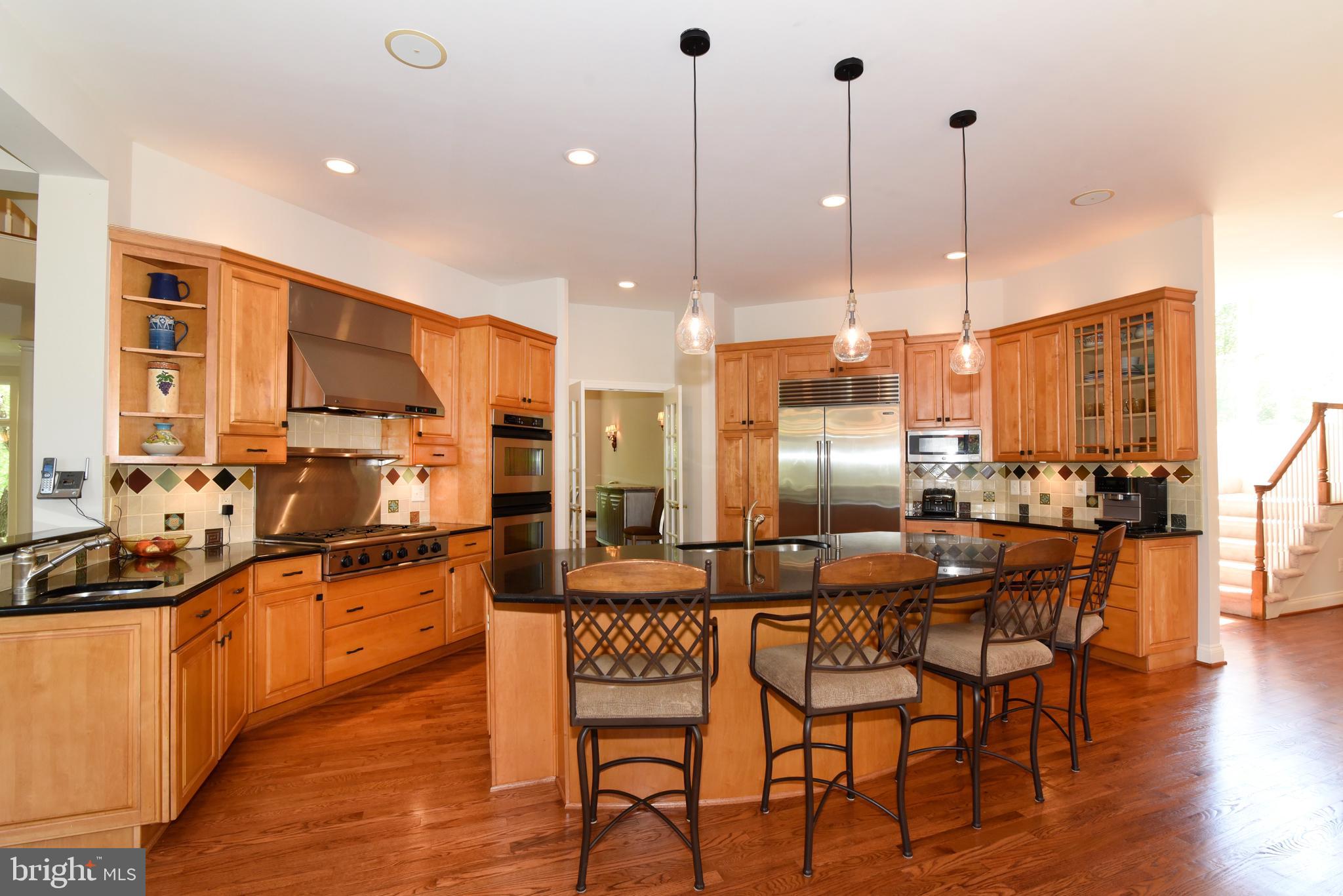 TIMBERLAKE ESTATES - Residential