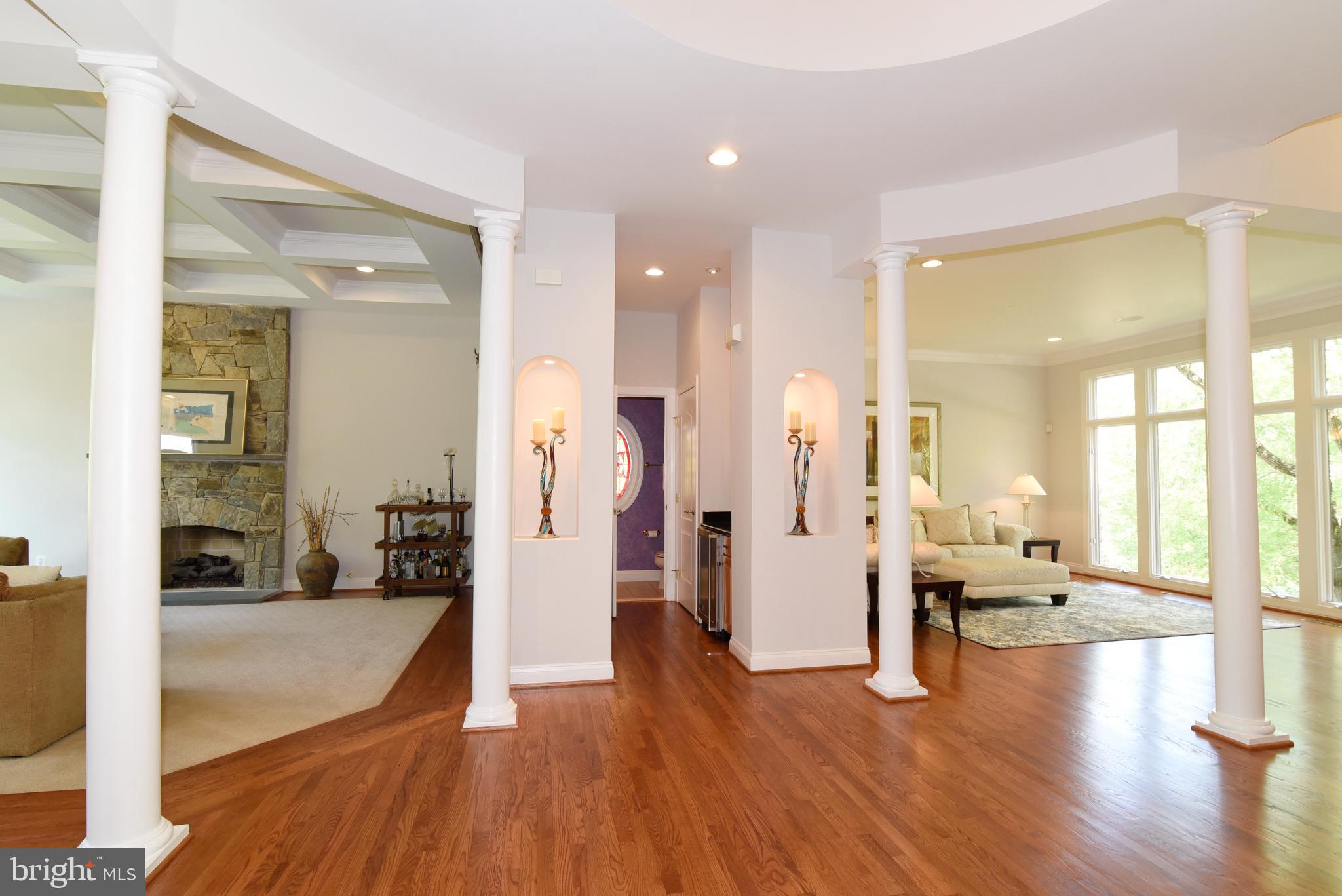 TIMBERLAKE ESTATES - Residential