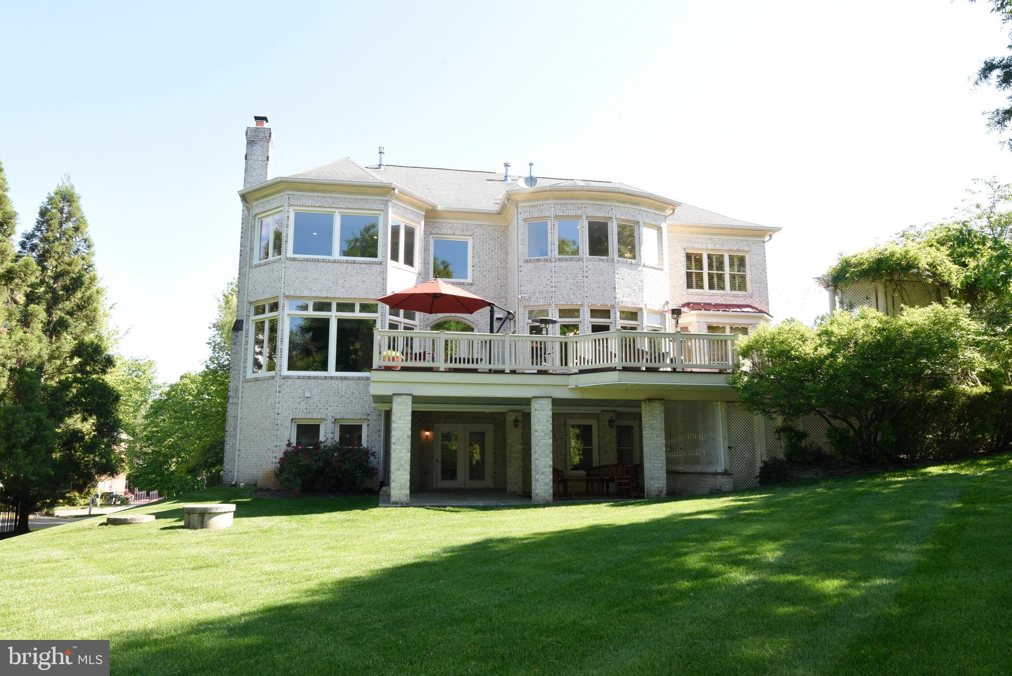 TIMBERLAKE ESTATES - Residential