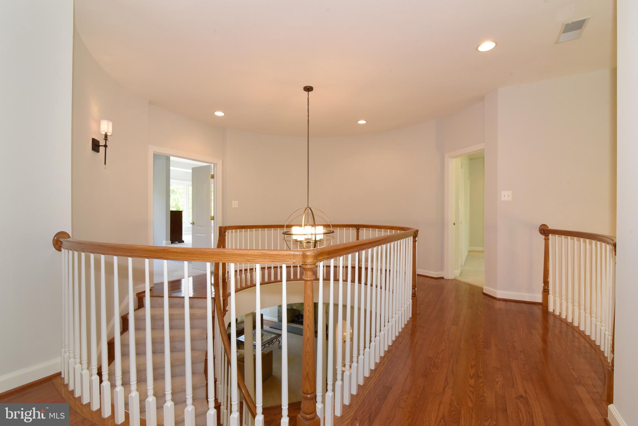 TIMBERLAKE ESTATES - Residential