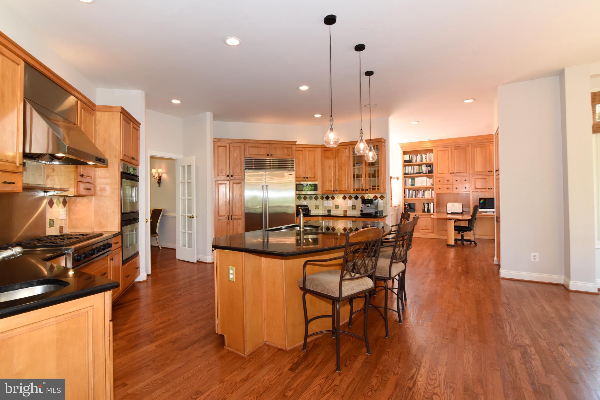 TIMBERLAKE ESTATES - Residential