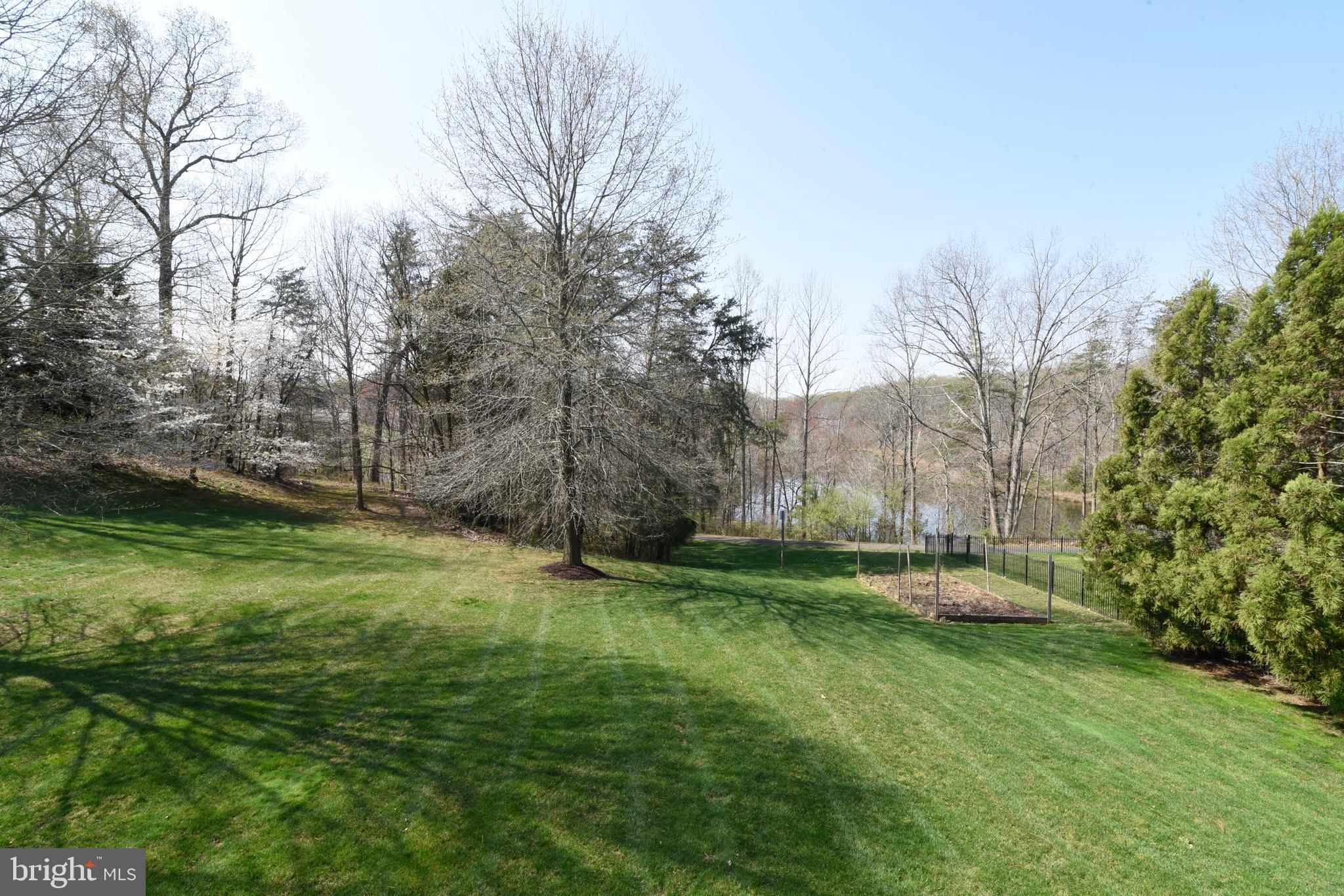 TIMBERLAKE ESTATES - Residential