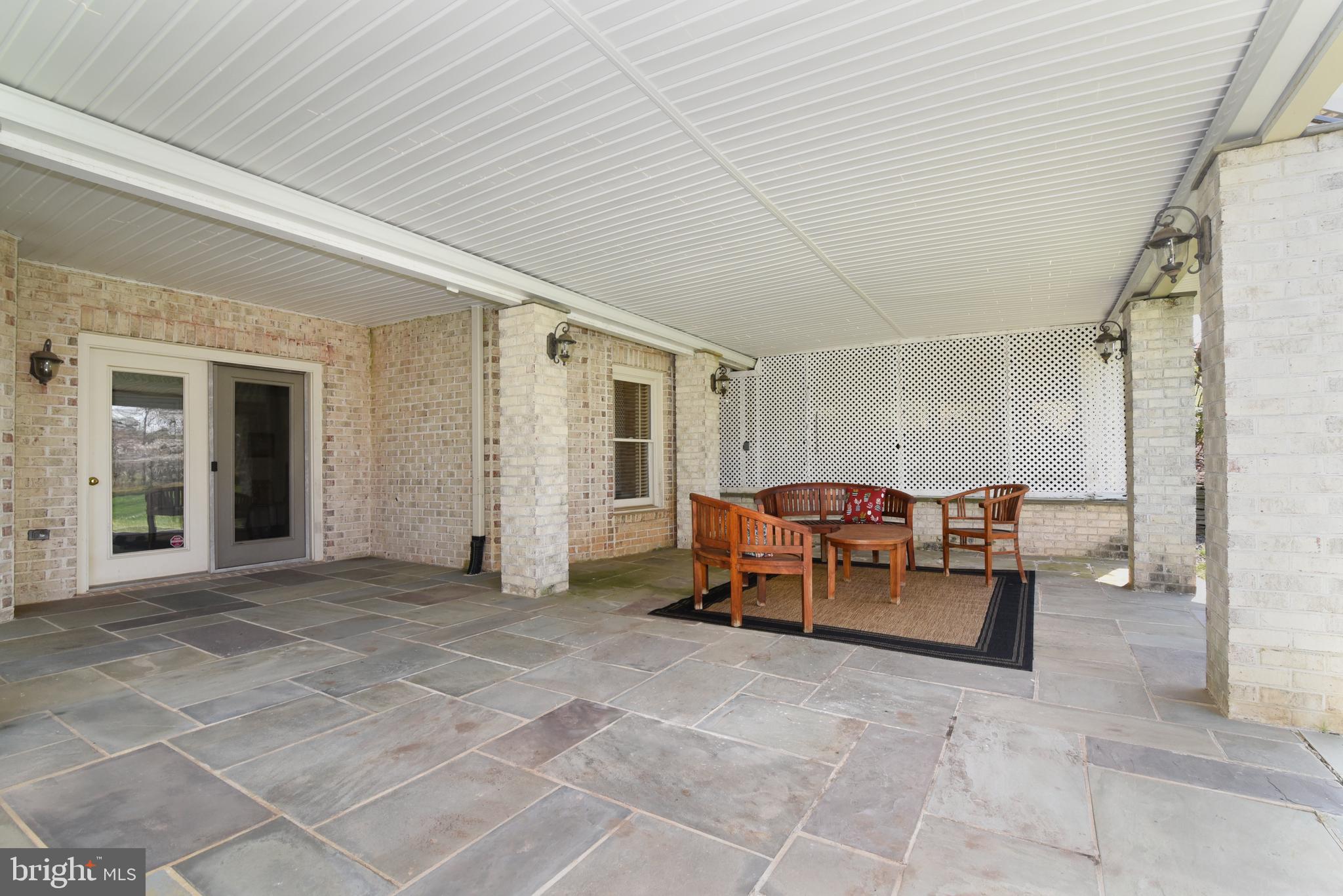 TIMBERLAKE ESTATES - Residential