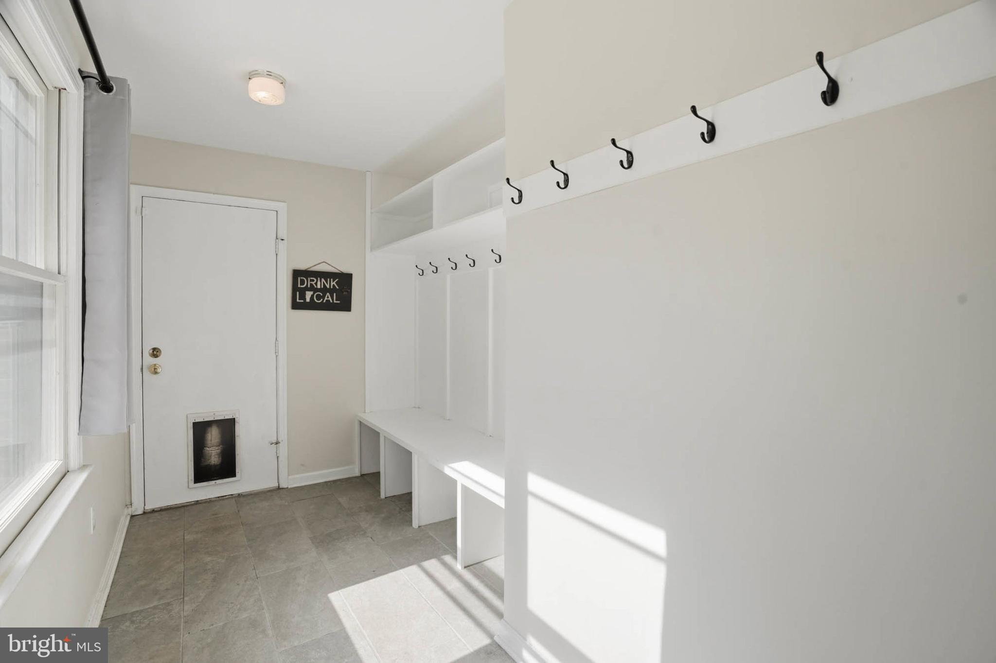 AVERY VILLAGE - Residential