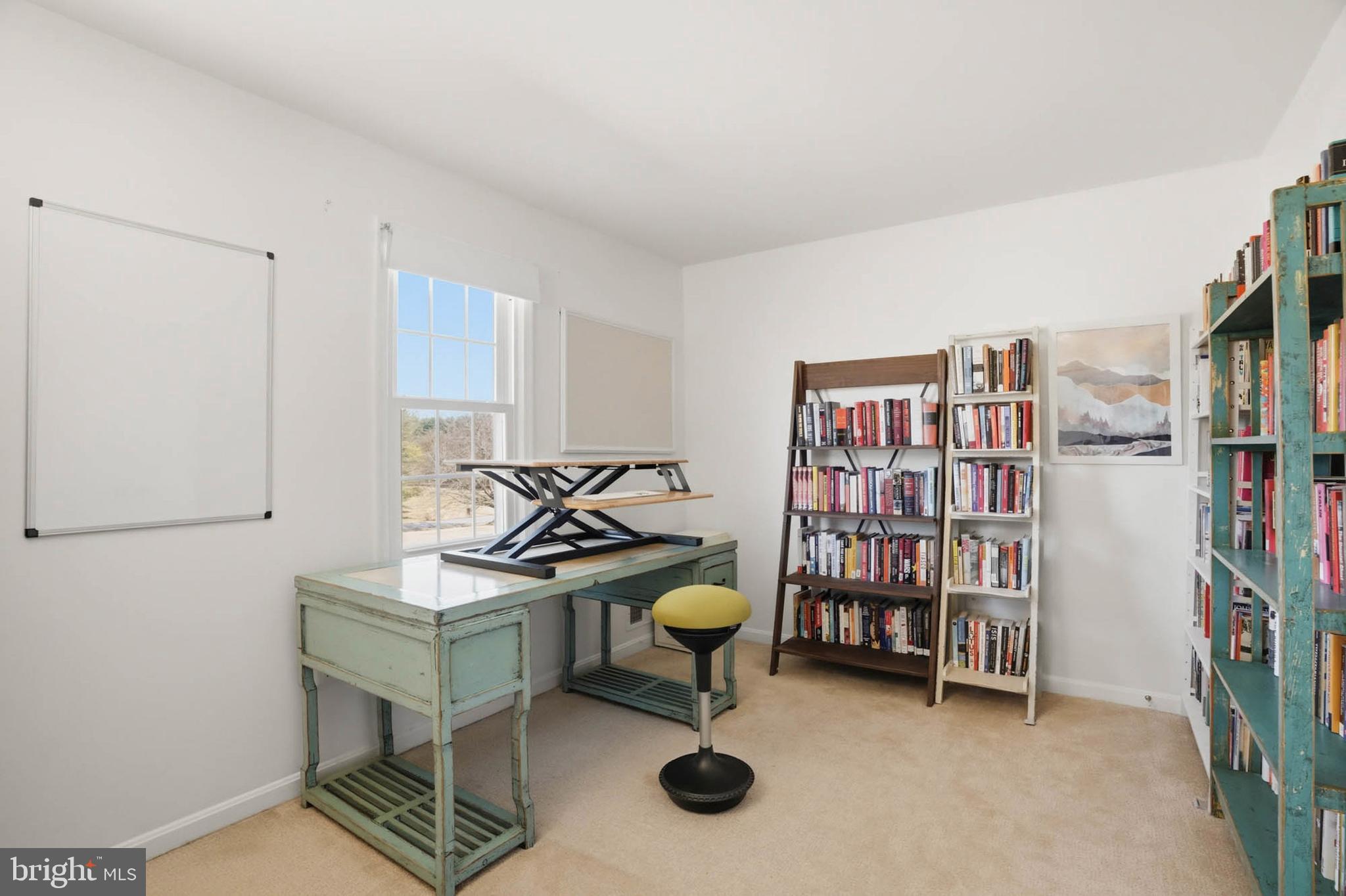 AVERY VILLAGE - Residential