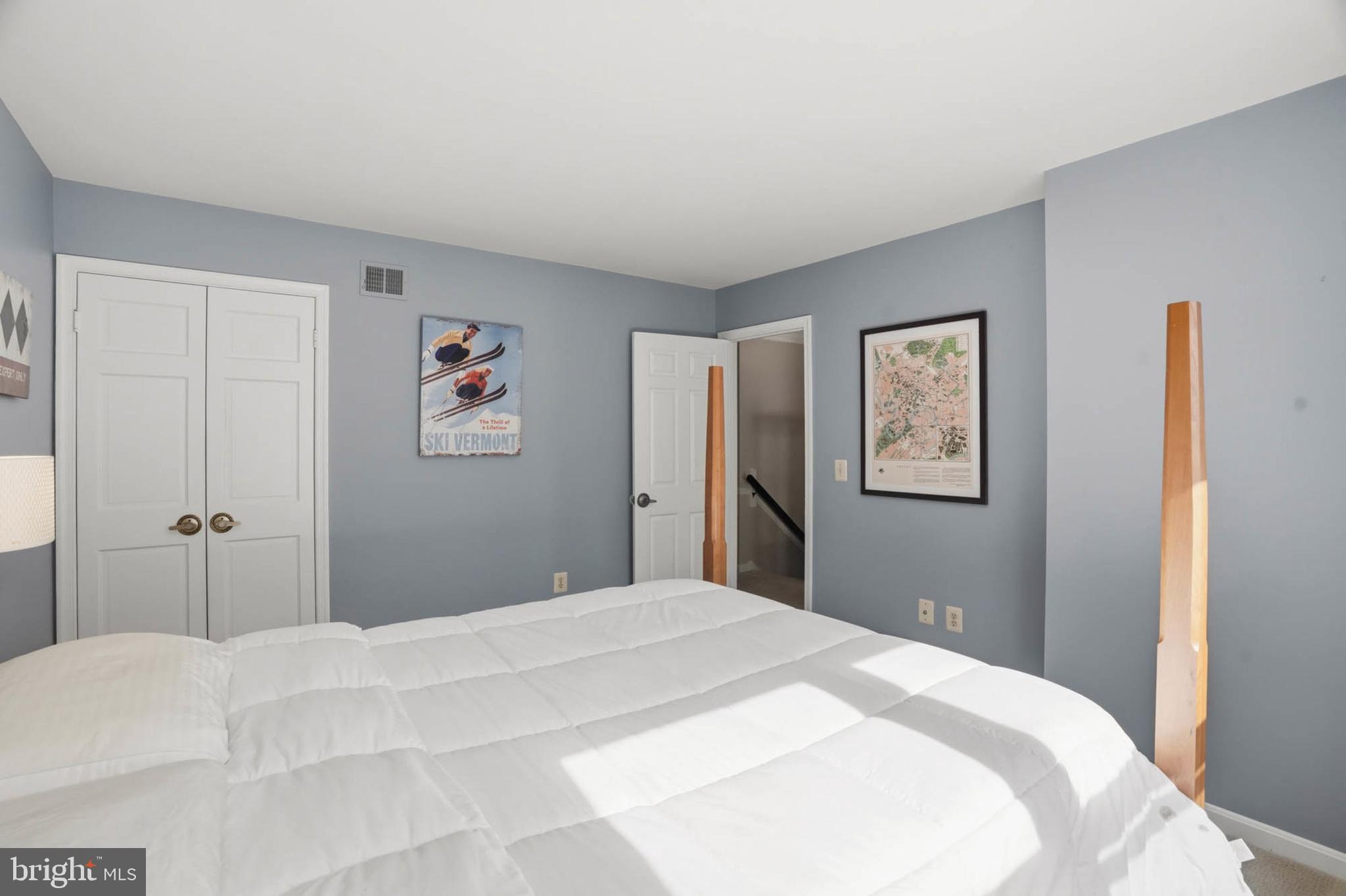 AVERY VILLAGE - Residential