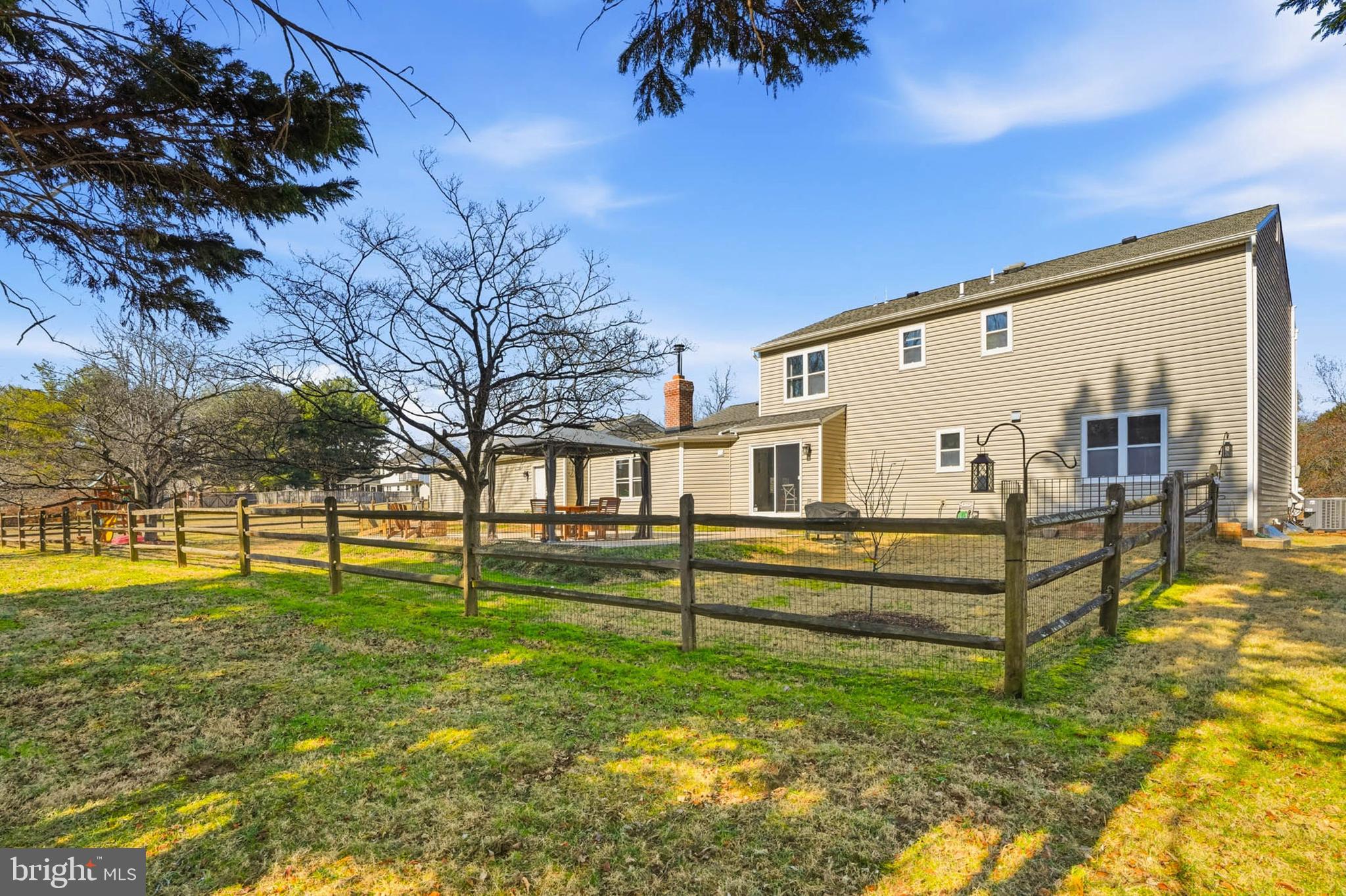 AVERY VILLAGE - Residential