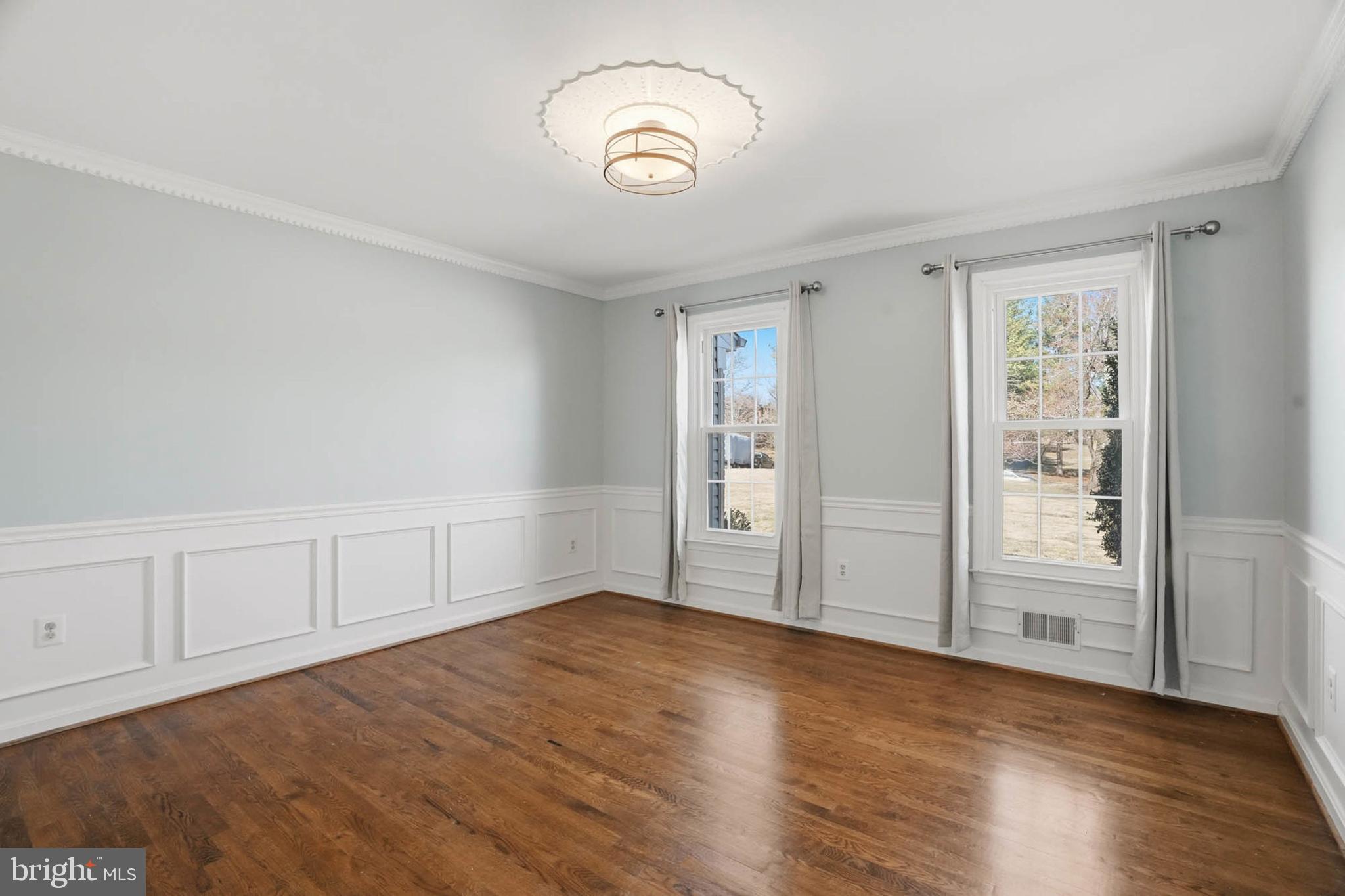 AVERY VILLAGE - Residential