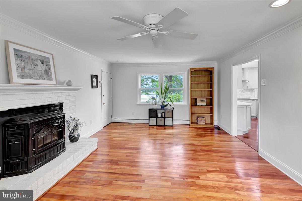 PRIESTFORD HILLS - Residential