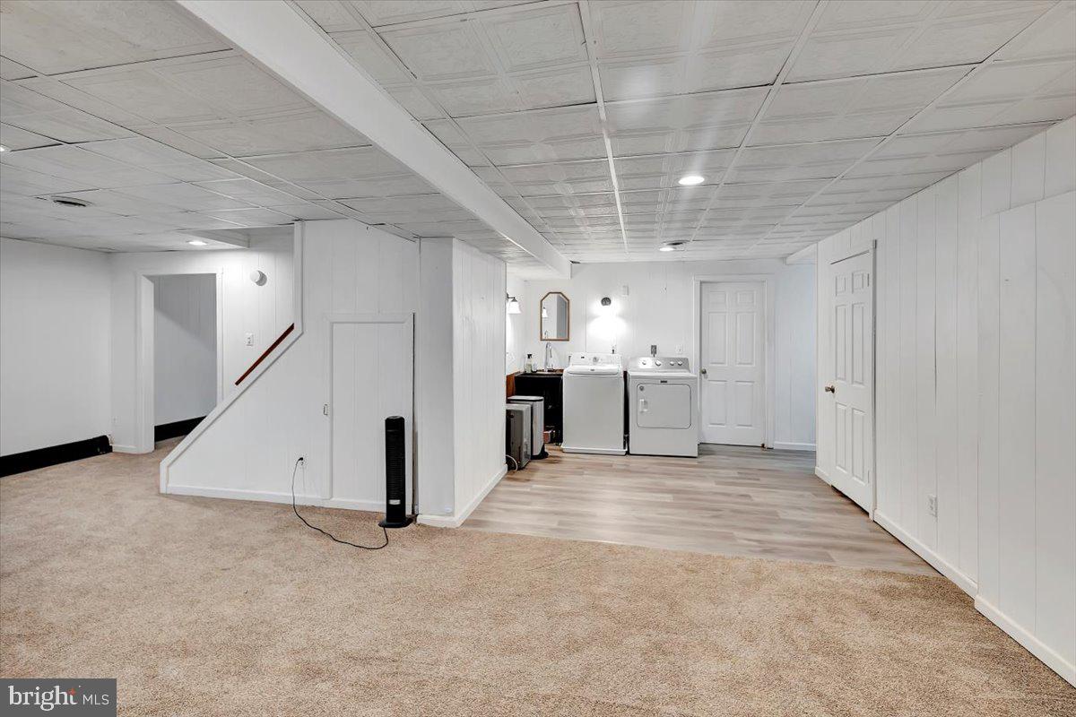 PRIESTFORD HILLS - Residential