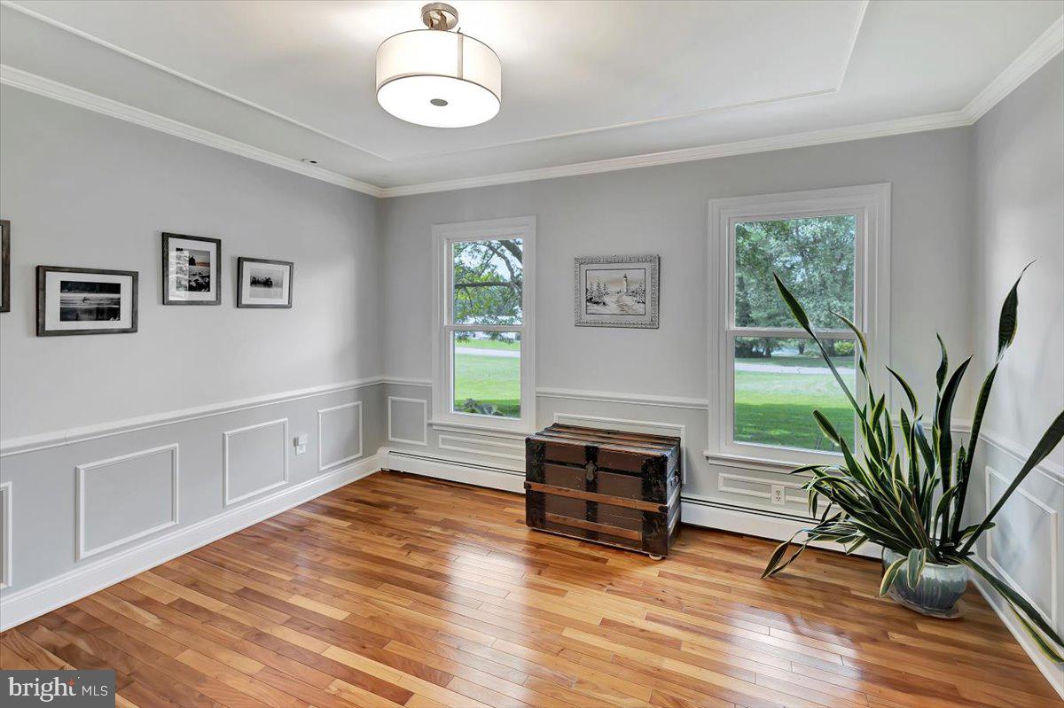 PRIESTFORD HILLS - Residential