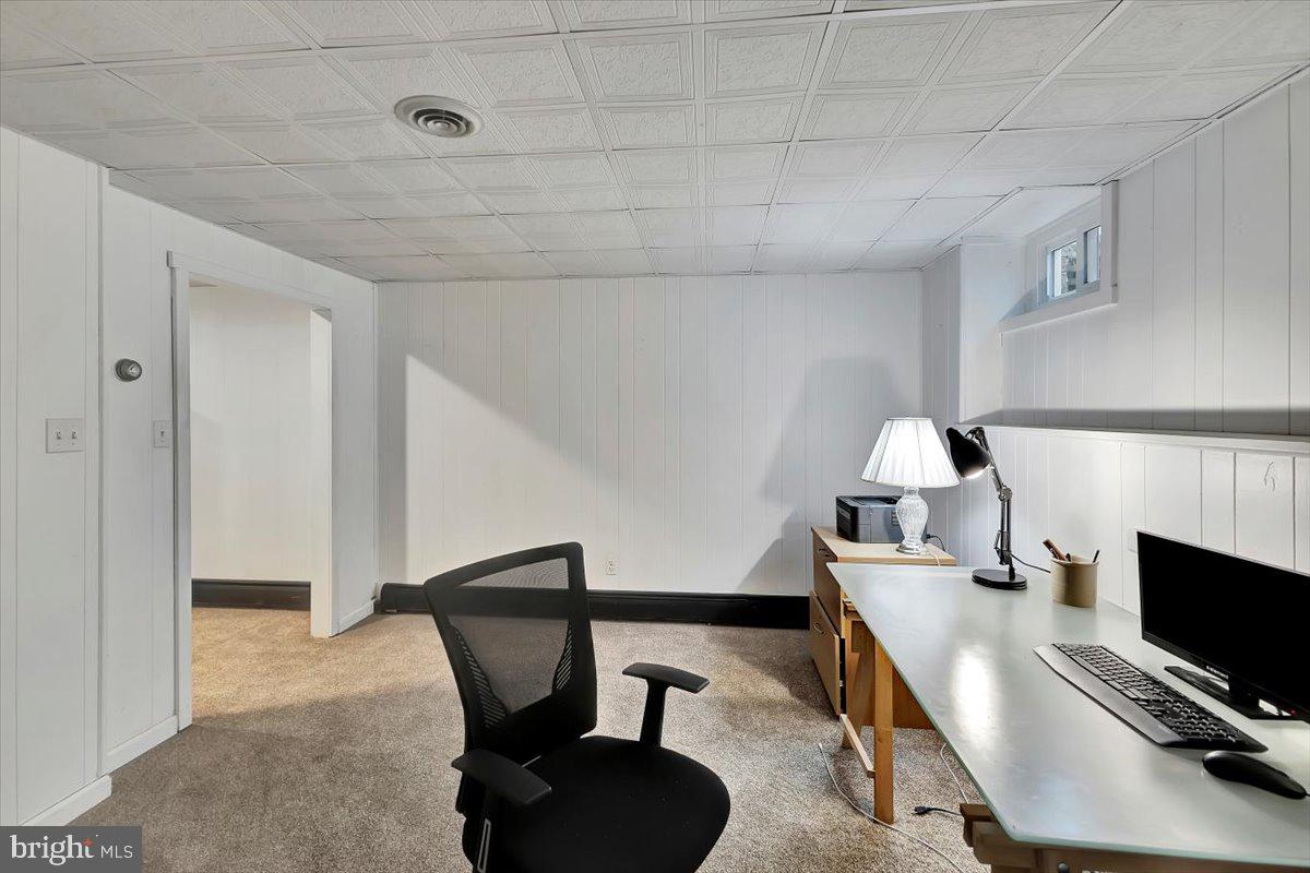 PRIESTFORD HILLS - Residential