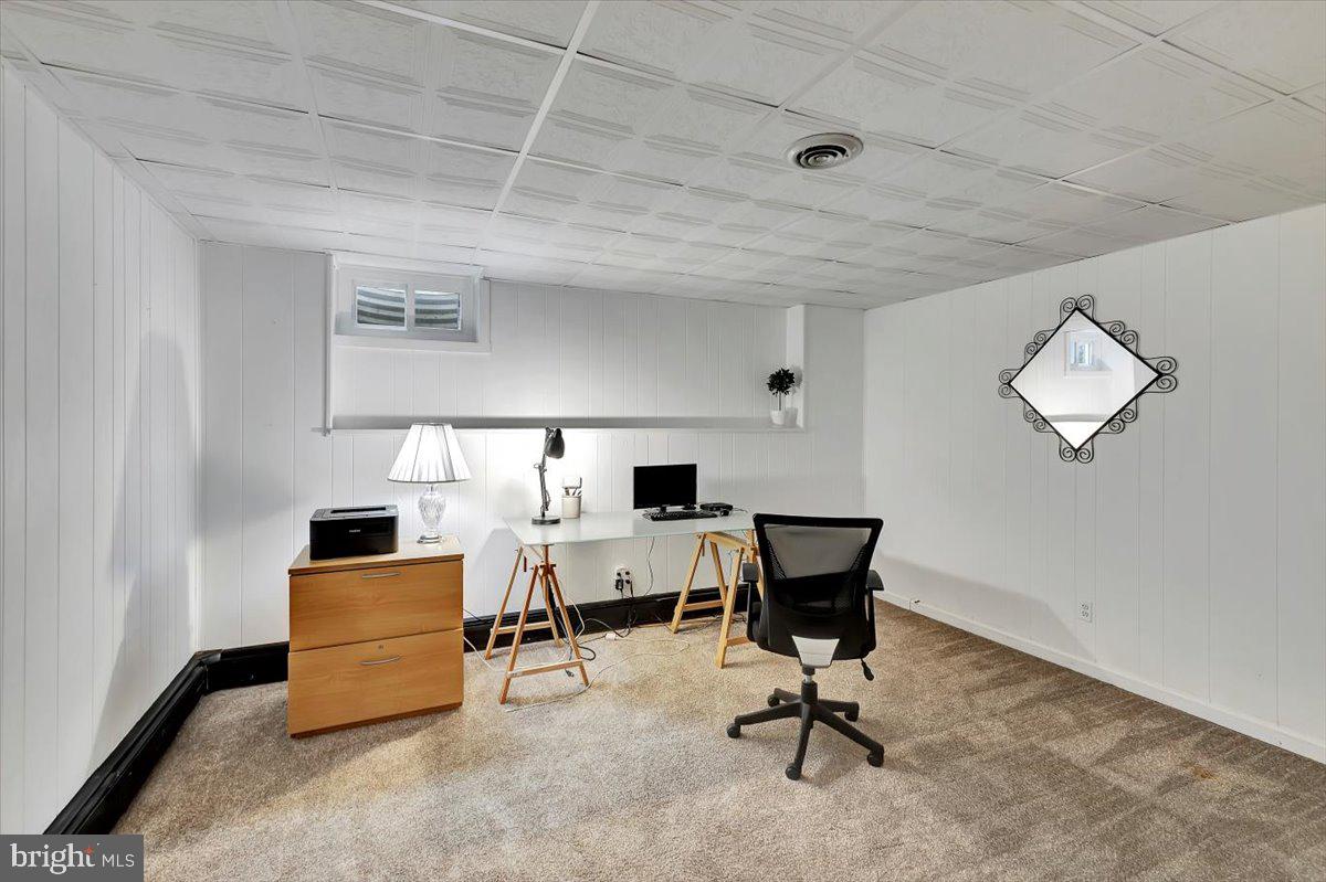 PRIESTFORD HILLS - Residential