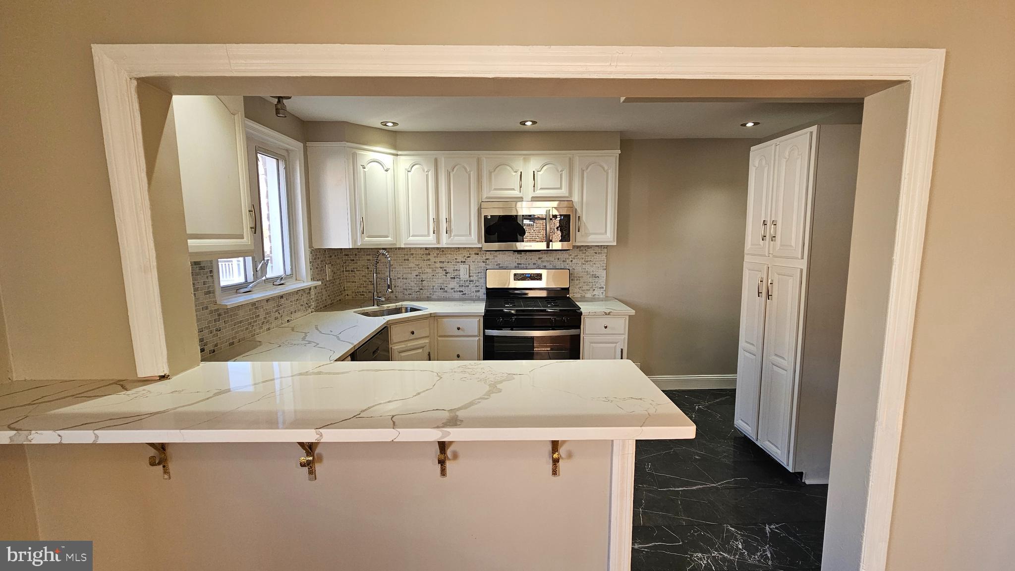 YEADON - Residential