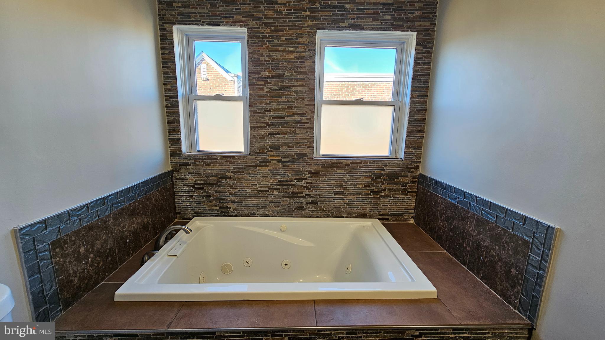 YEADON - Residential