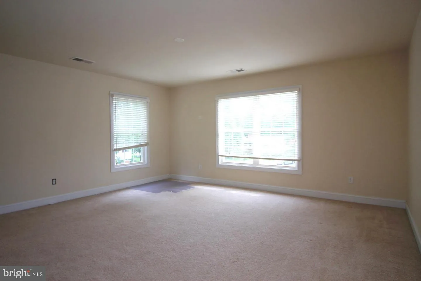 Vienna, Virginia 22180, United States, 6 Bedrooms Bedrooms, ,5 BathroomsBathrooms,Residential,Active,72