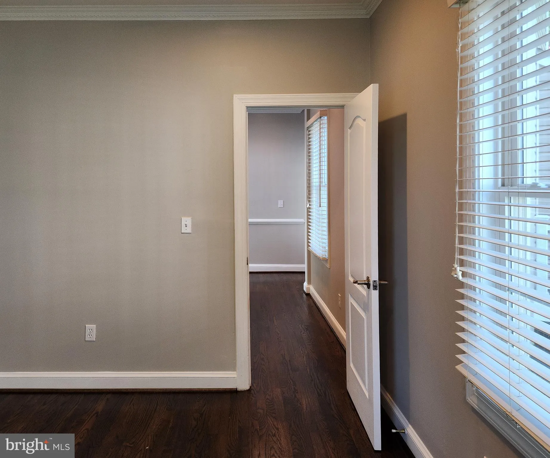 Vienna, Virginia 22180, United States, 6 Bedrooms Bedrooms, ,5 BathroomsBathrooms,Residential,Active,72