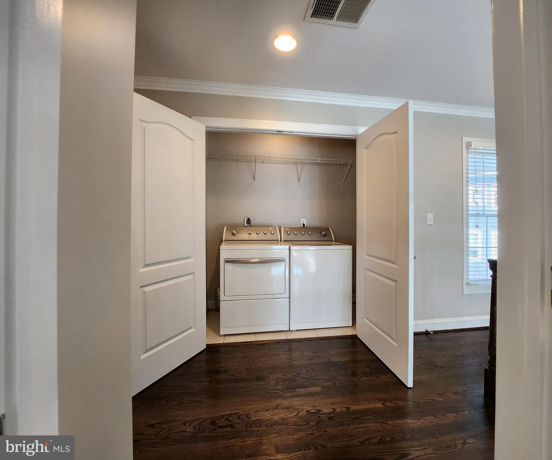 Vienna, Virginia 22180, United States, 6 Bedrooms Bedrooms, ,5 BathroomsBathrooms,Residential,Active,72