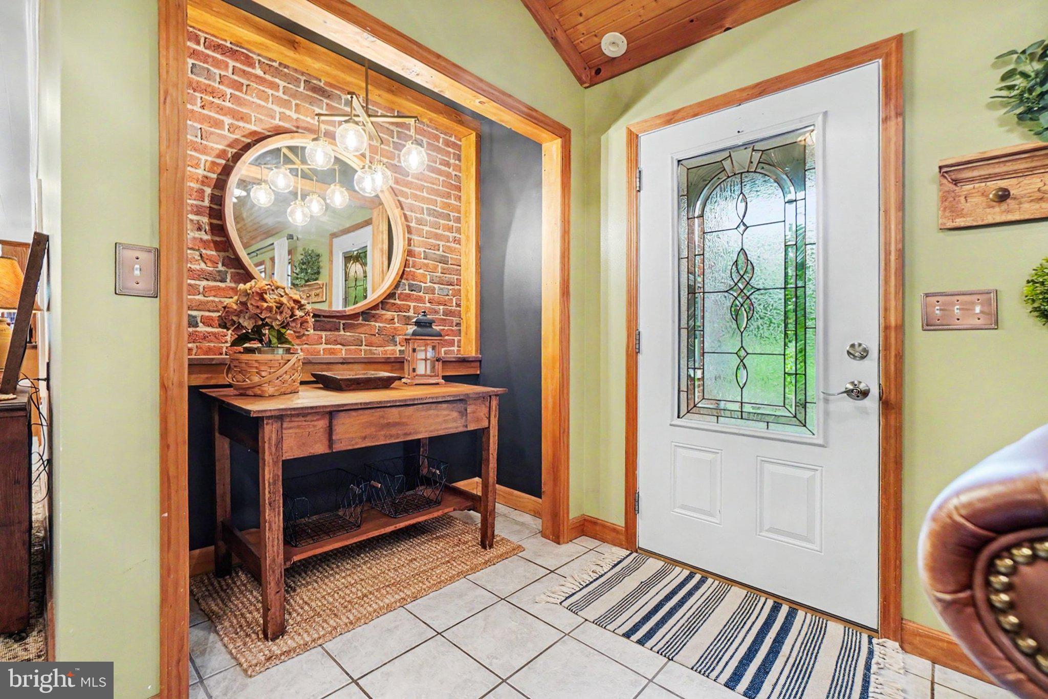 1021 PINE STUMP ROAD