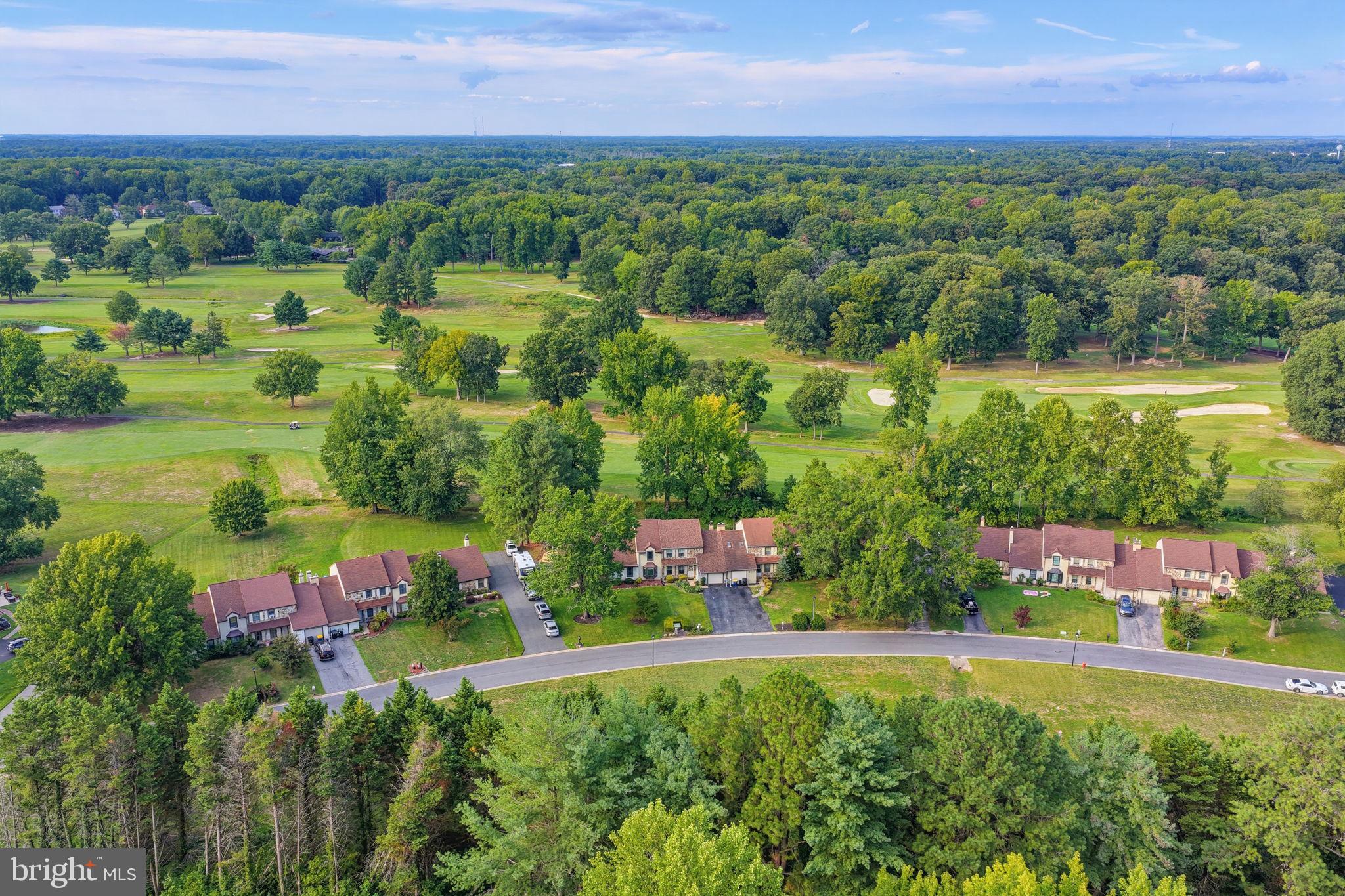 25 S TURNBERRY DRIVE