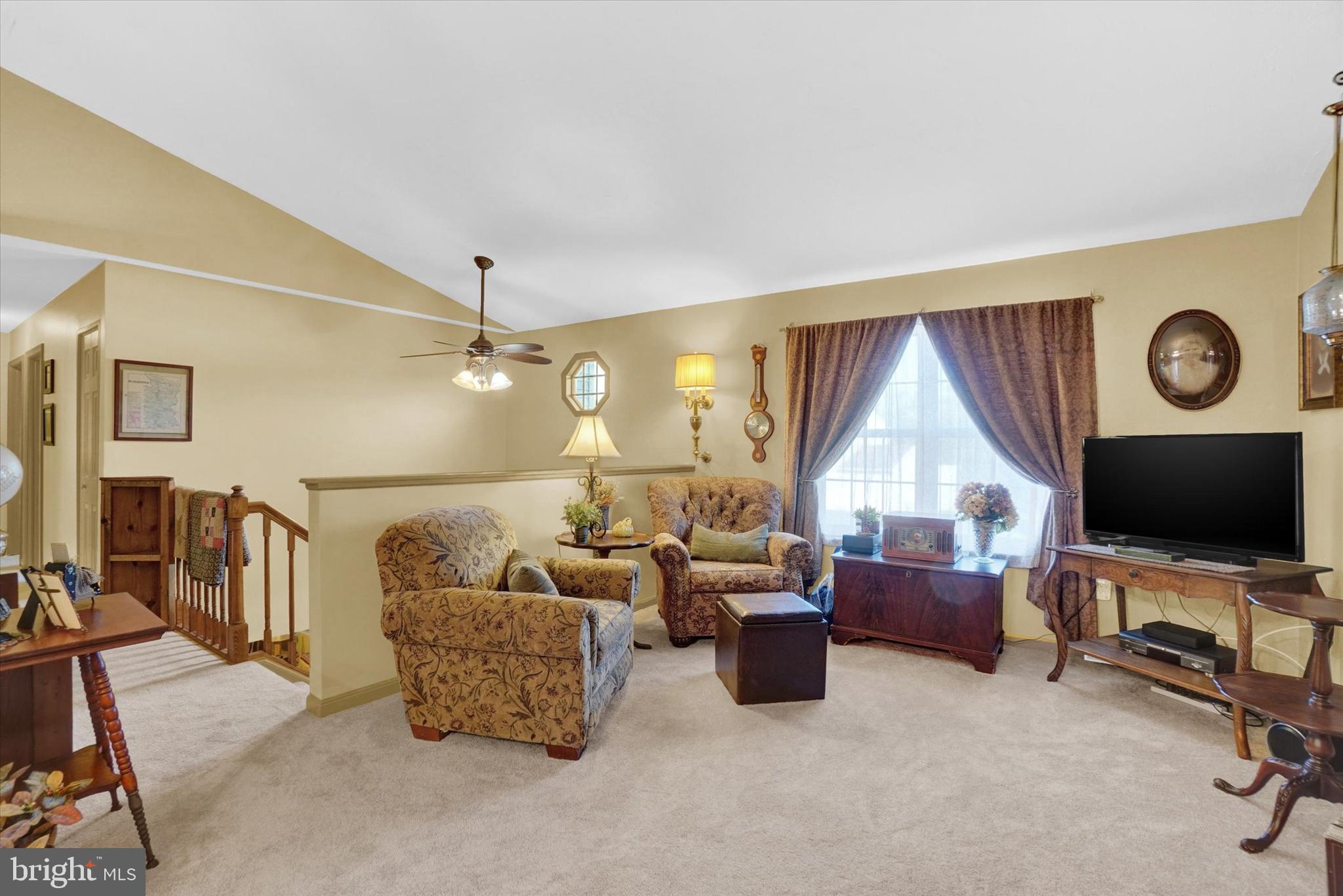 HIGHLAND MANOR - Residential