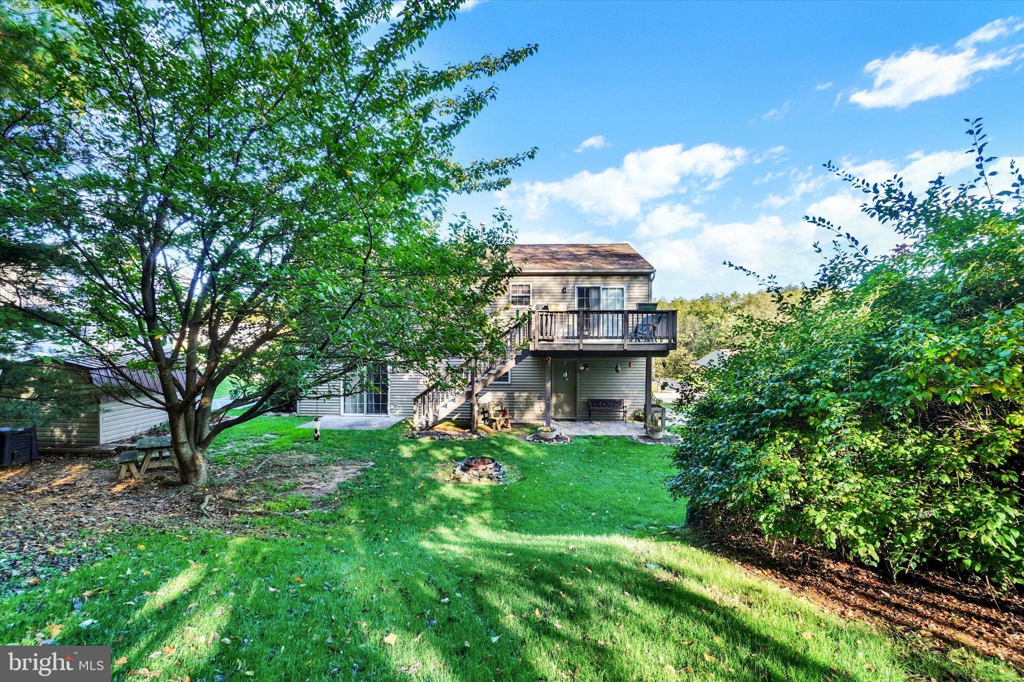 HIGHLAND MANOR - Residential